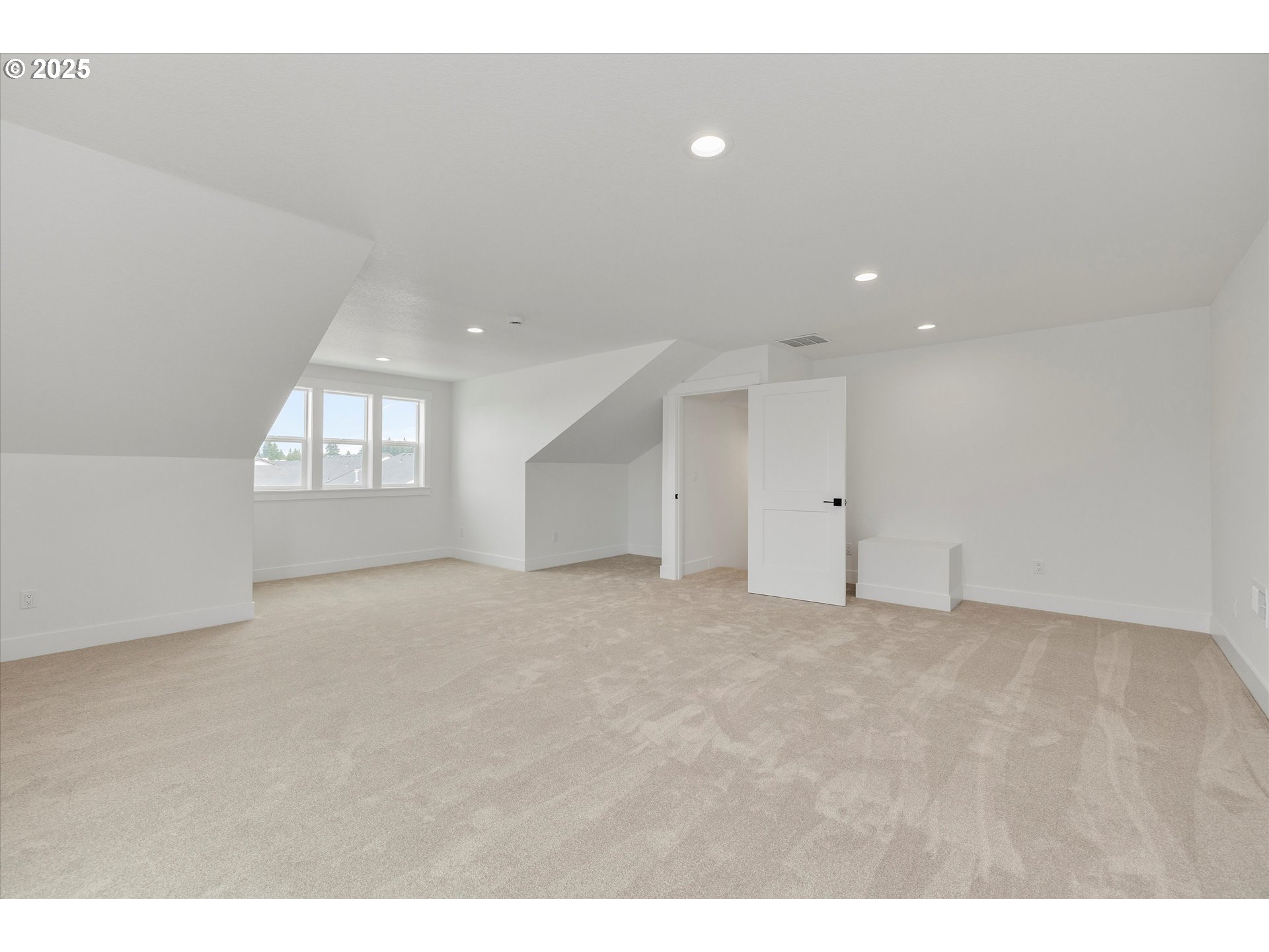 1943 SE 10TH PL, Canby