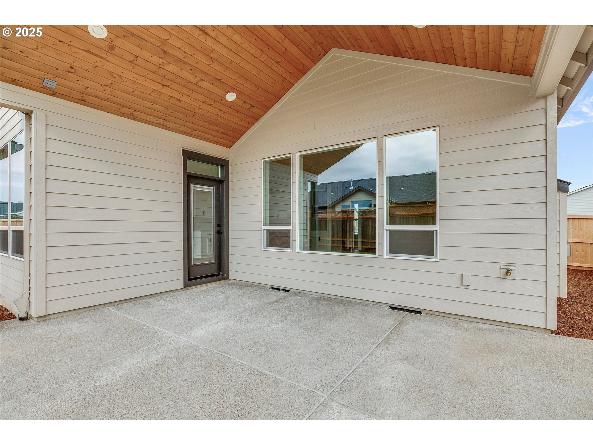 1943 SE 10TH PL, Canby