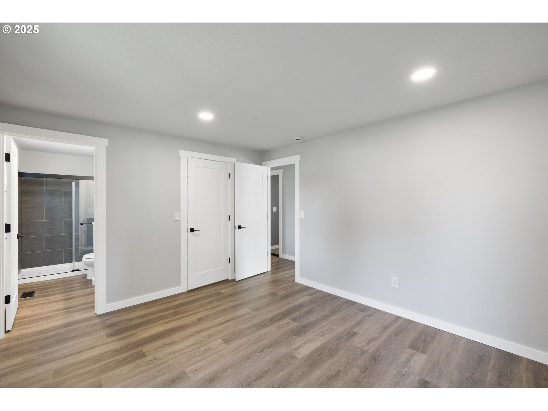 1102 SE 209TH AVE