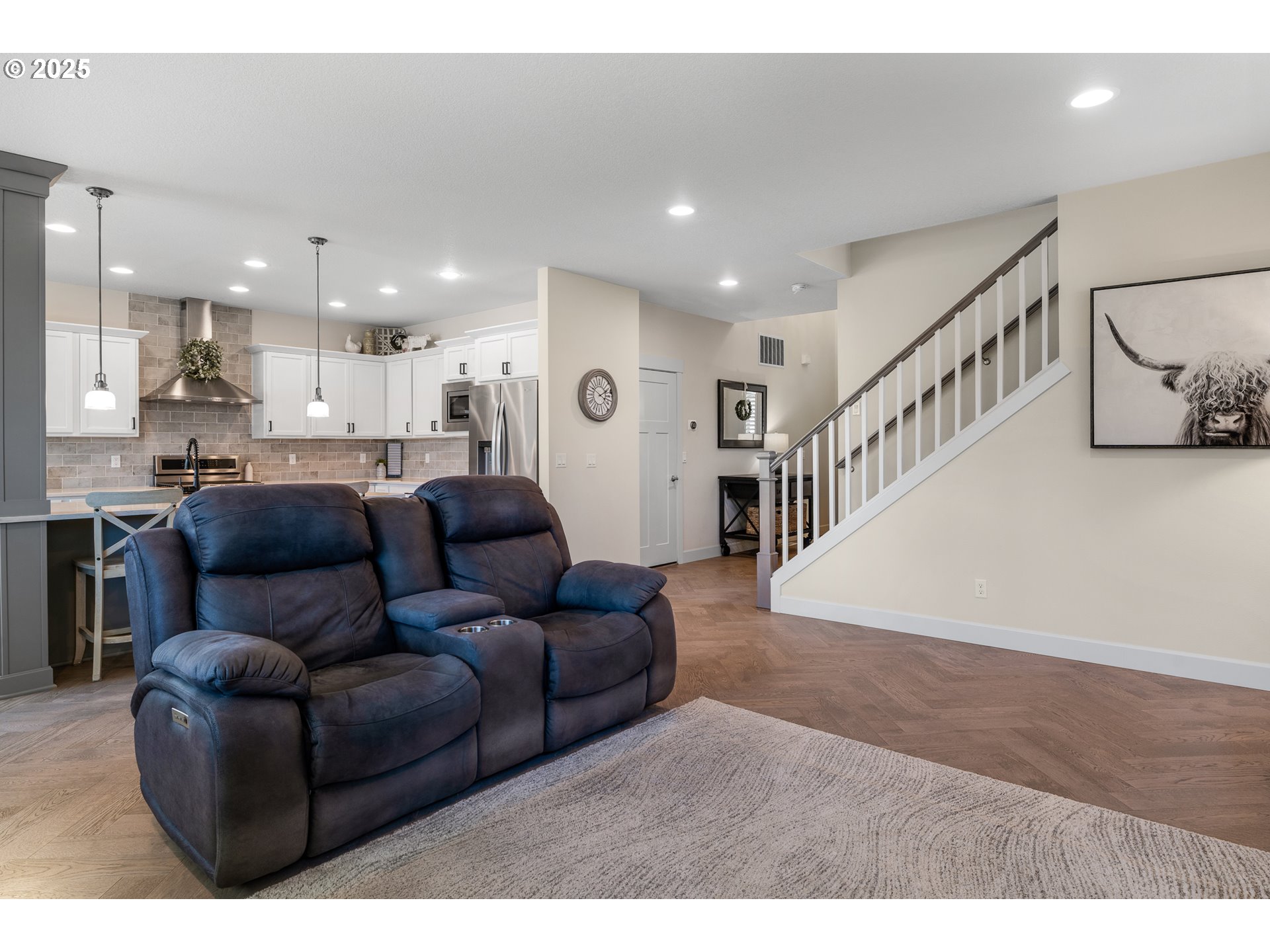 1078 VISTA OAKS DR