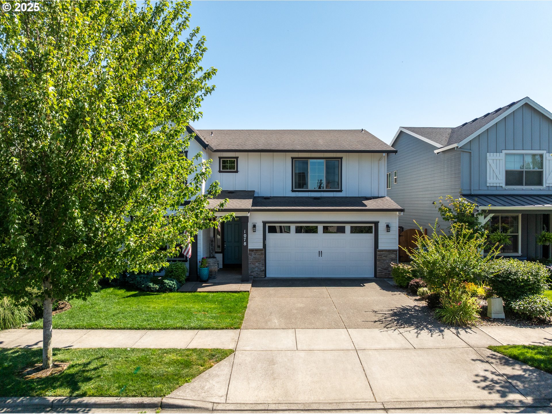 1078 VISTA OAKS DR