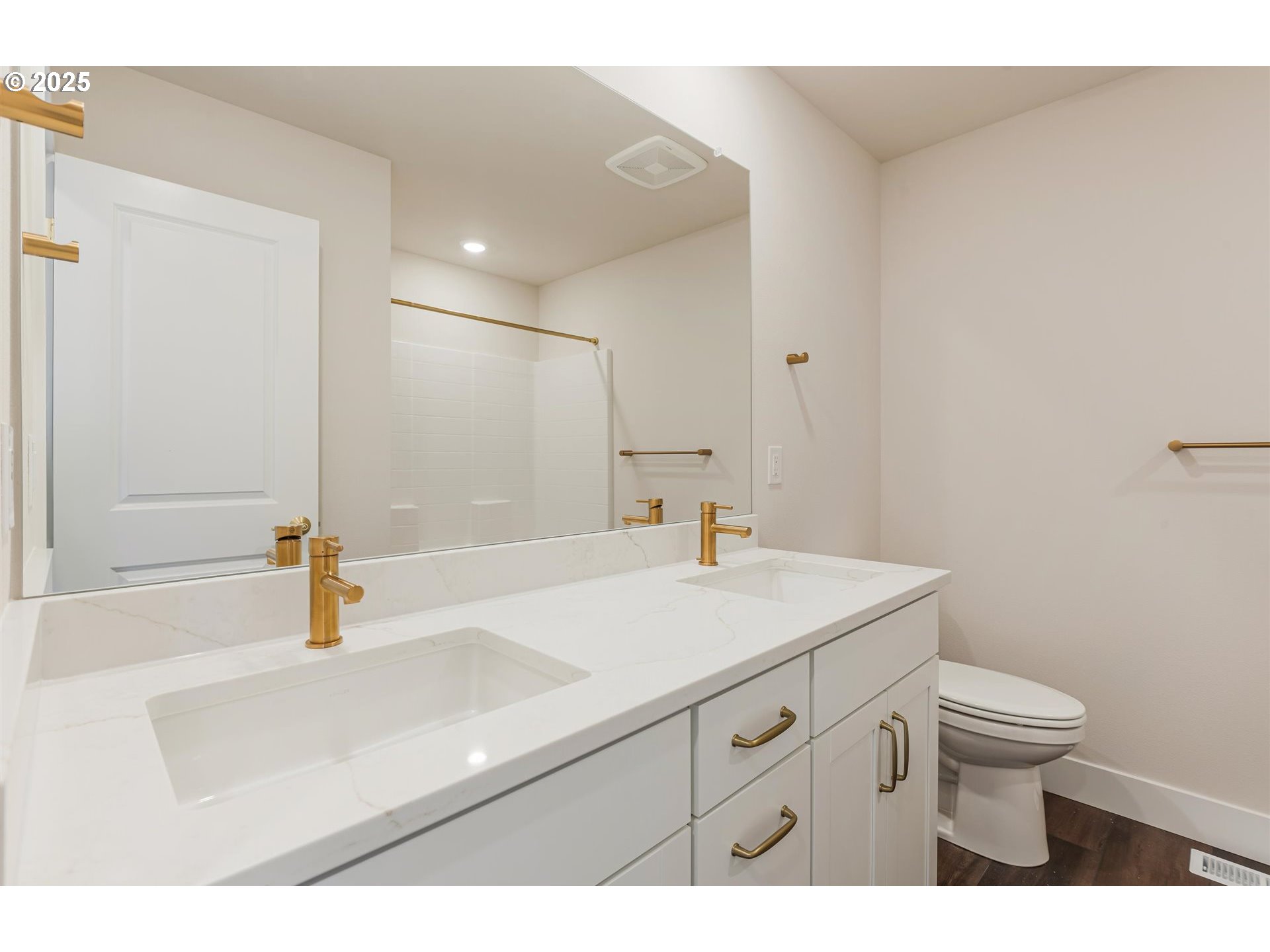 6701 SW Windflower ST