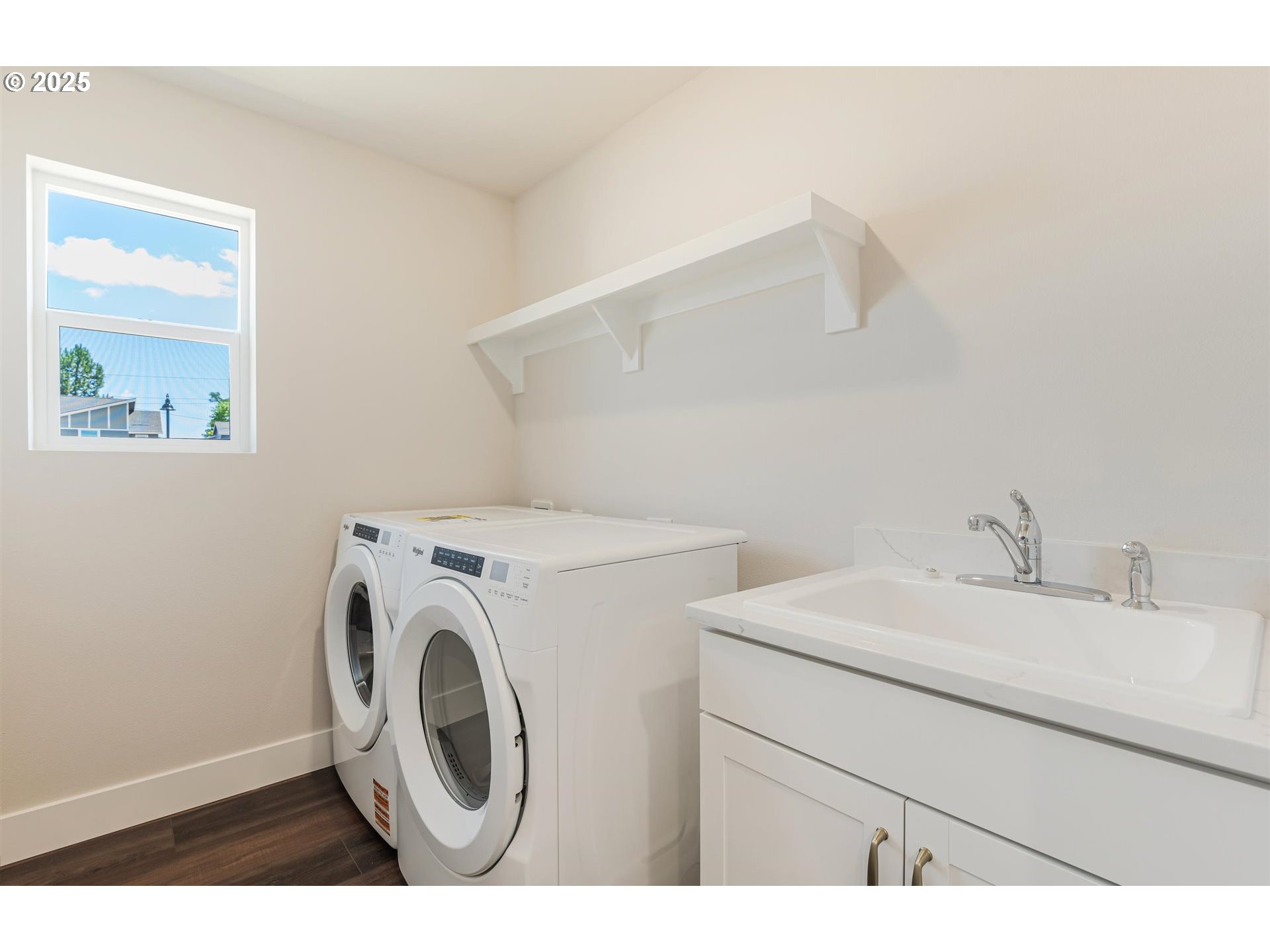 6701 SW Windflower ST