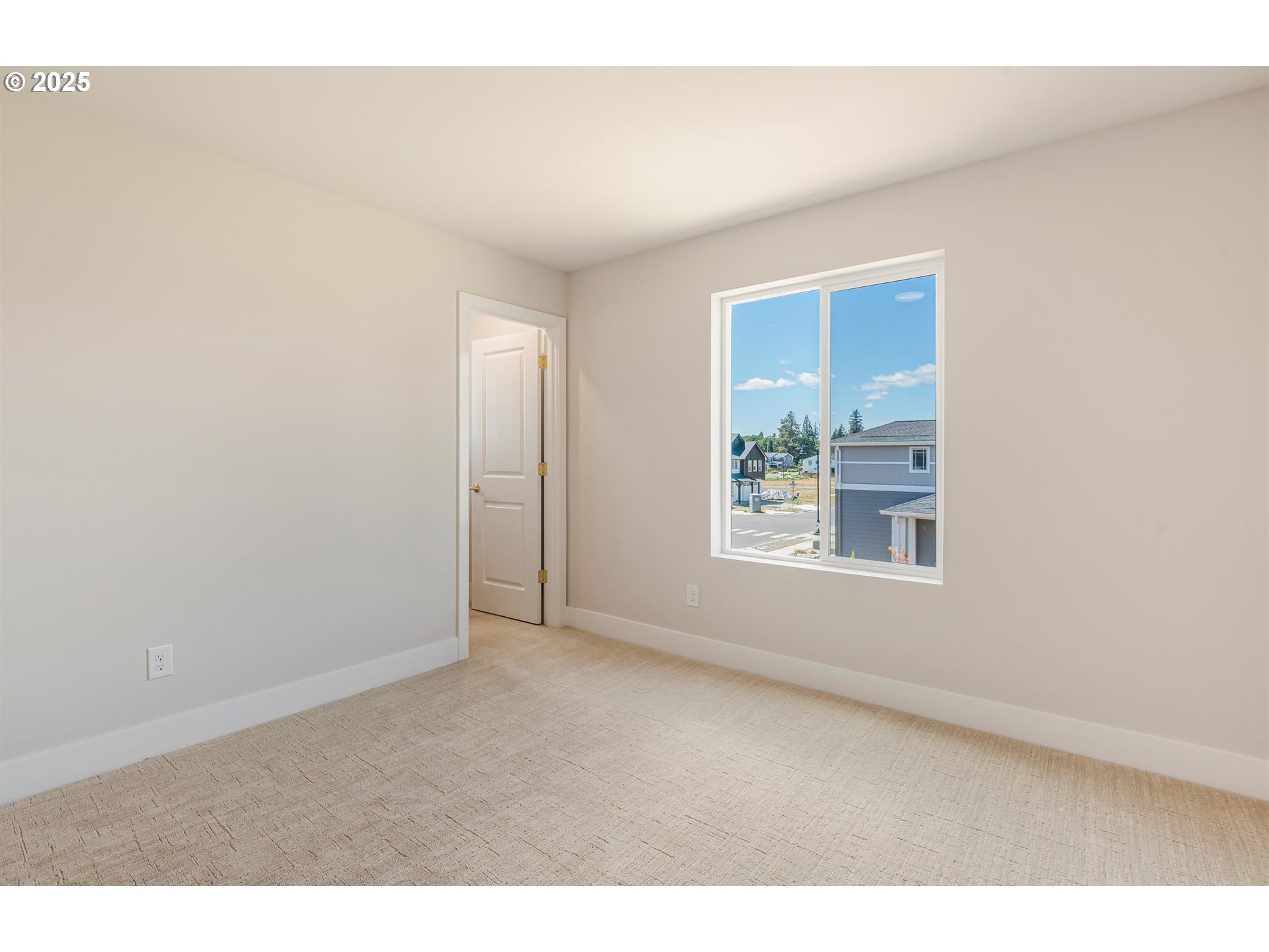 6701 SW Windflower ST