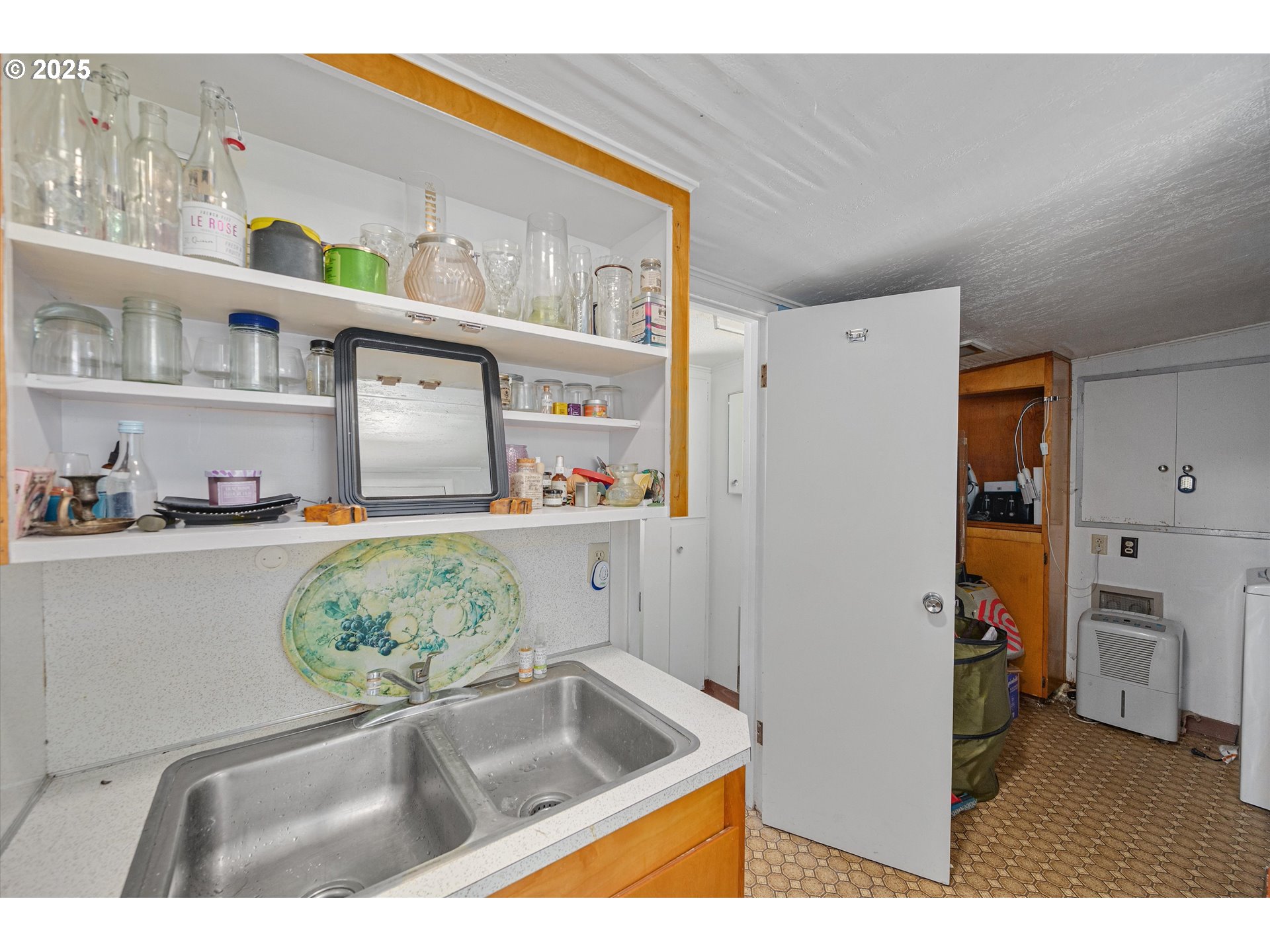 64086 NEHALEM HWY