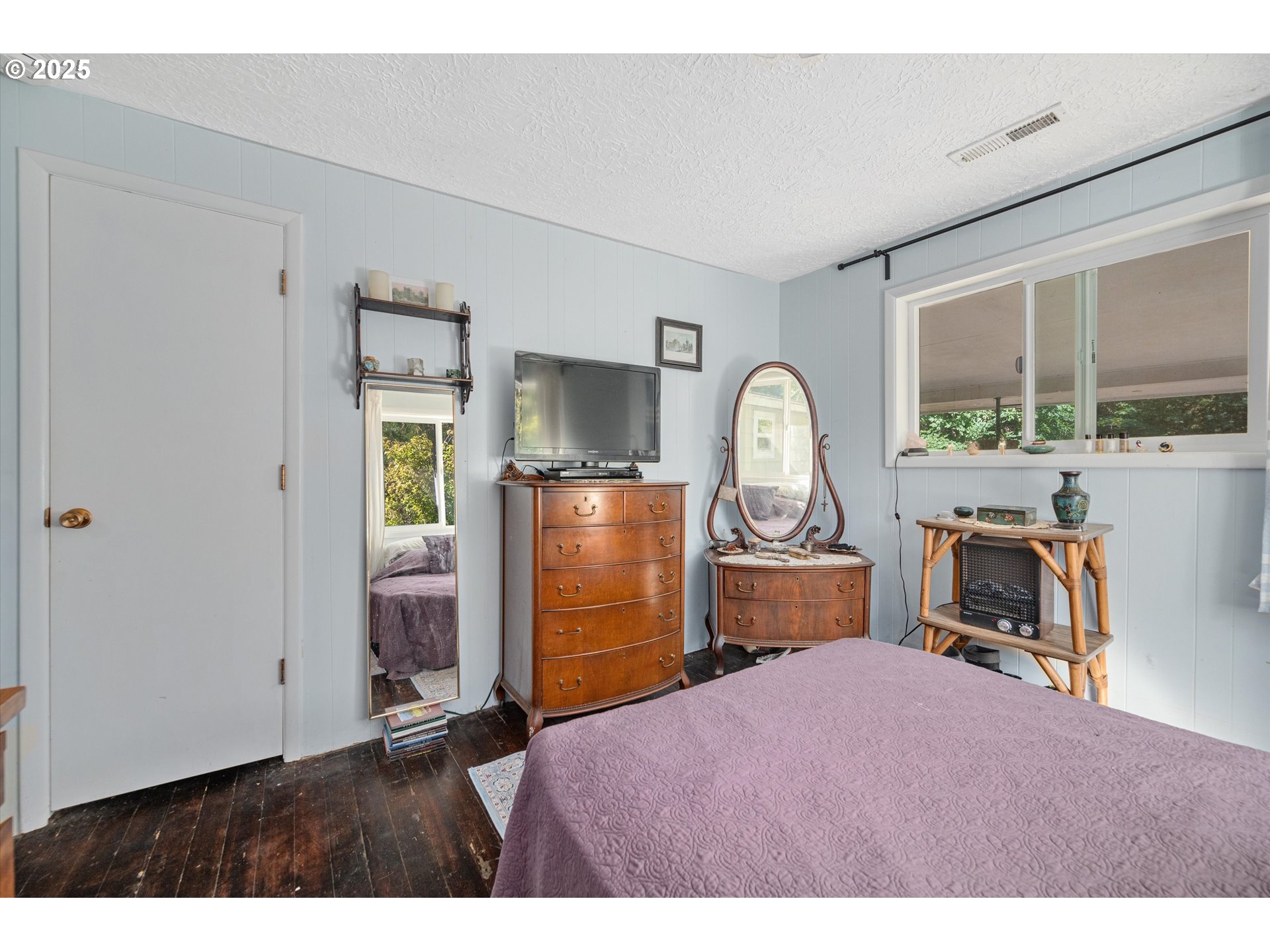 64086 NEHALEM HWY