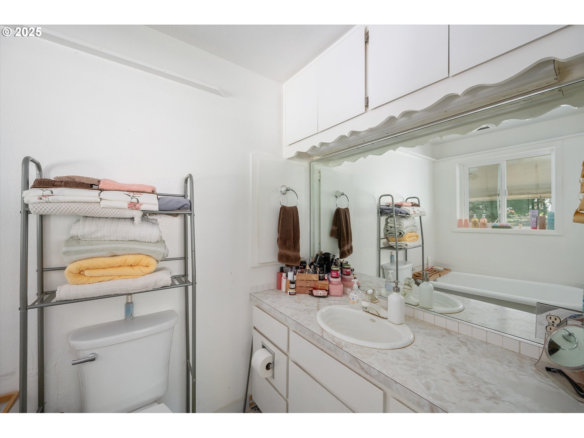 64086 NEHALEM HWY