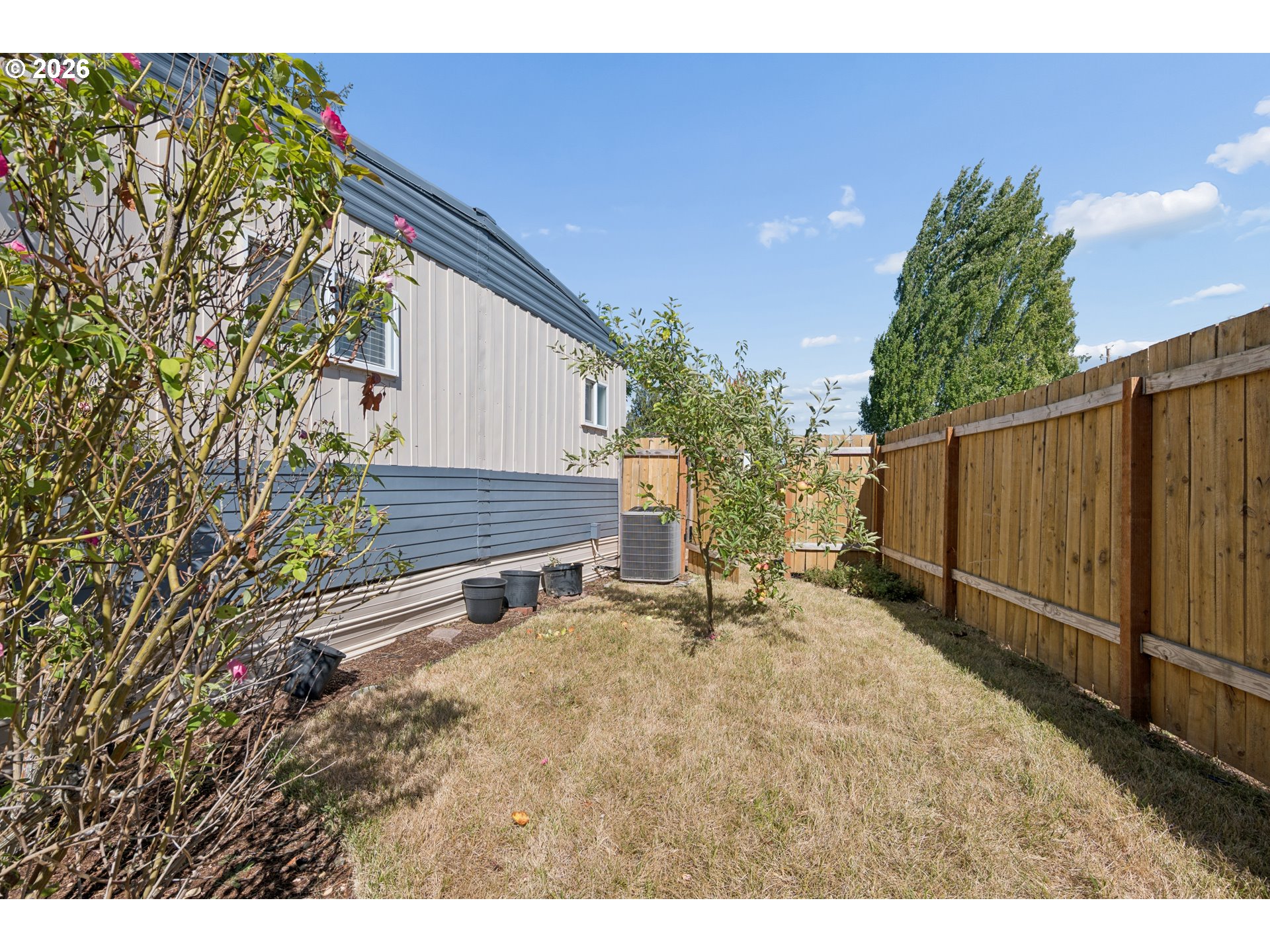 1905 WAVERLY DR SE 91