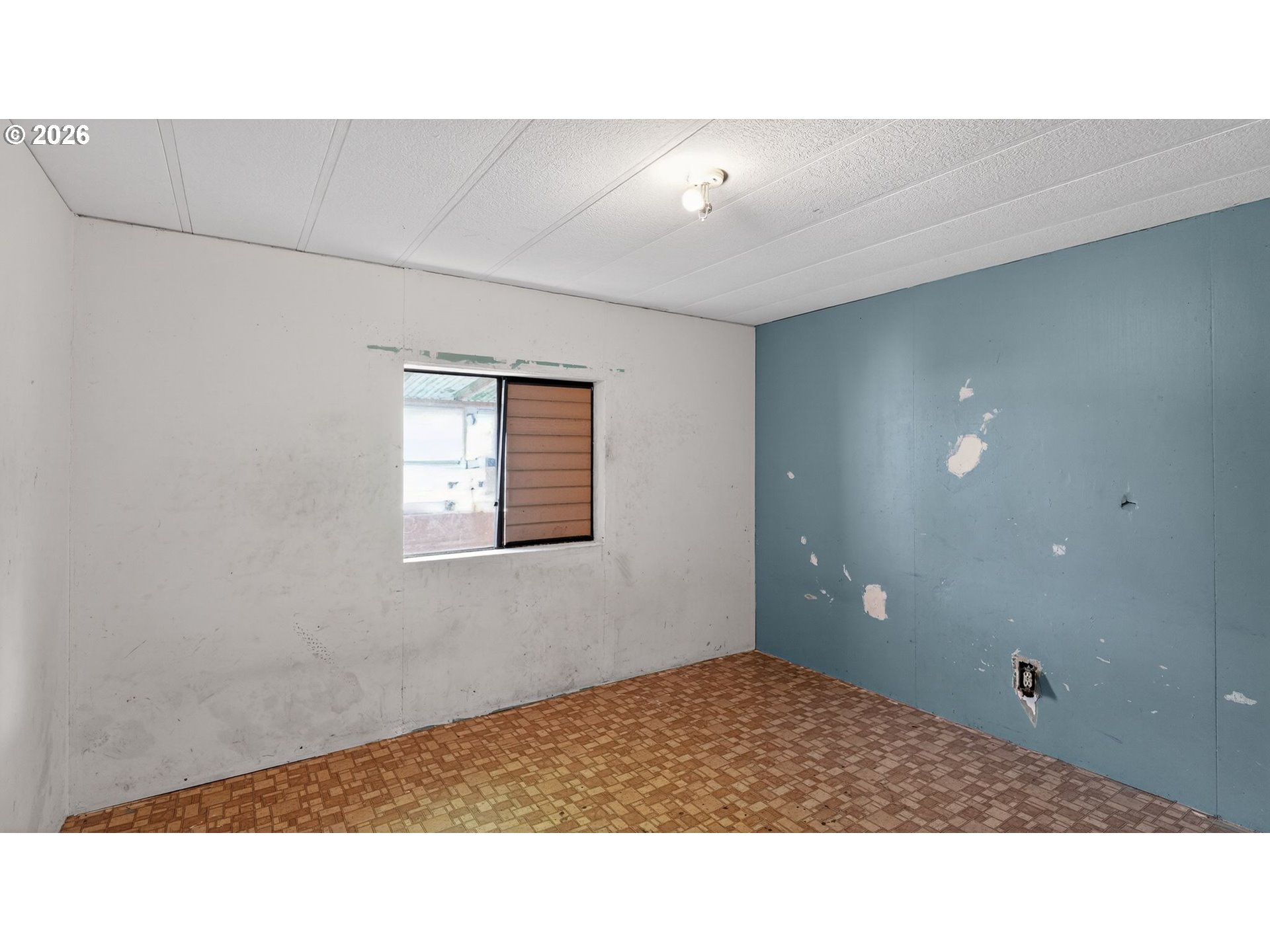 1901 KALMIA ST