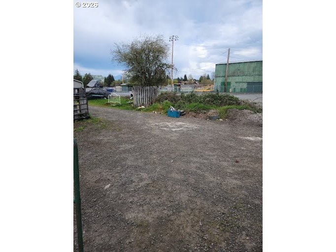 1901 KALMIA ST