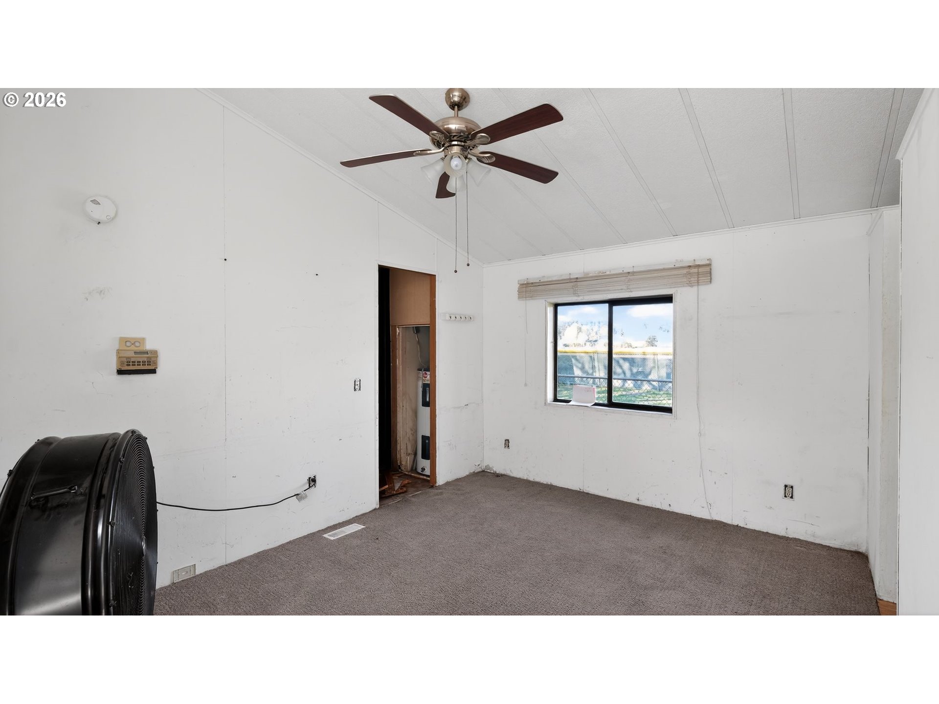 1901 KALMIA ST