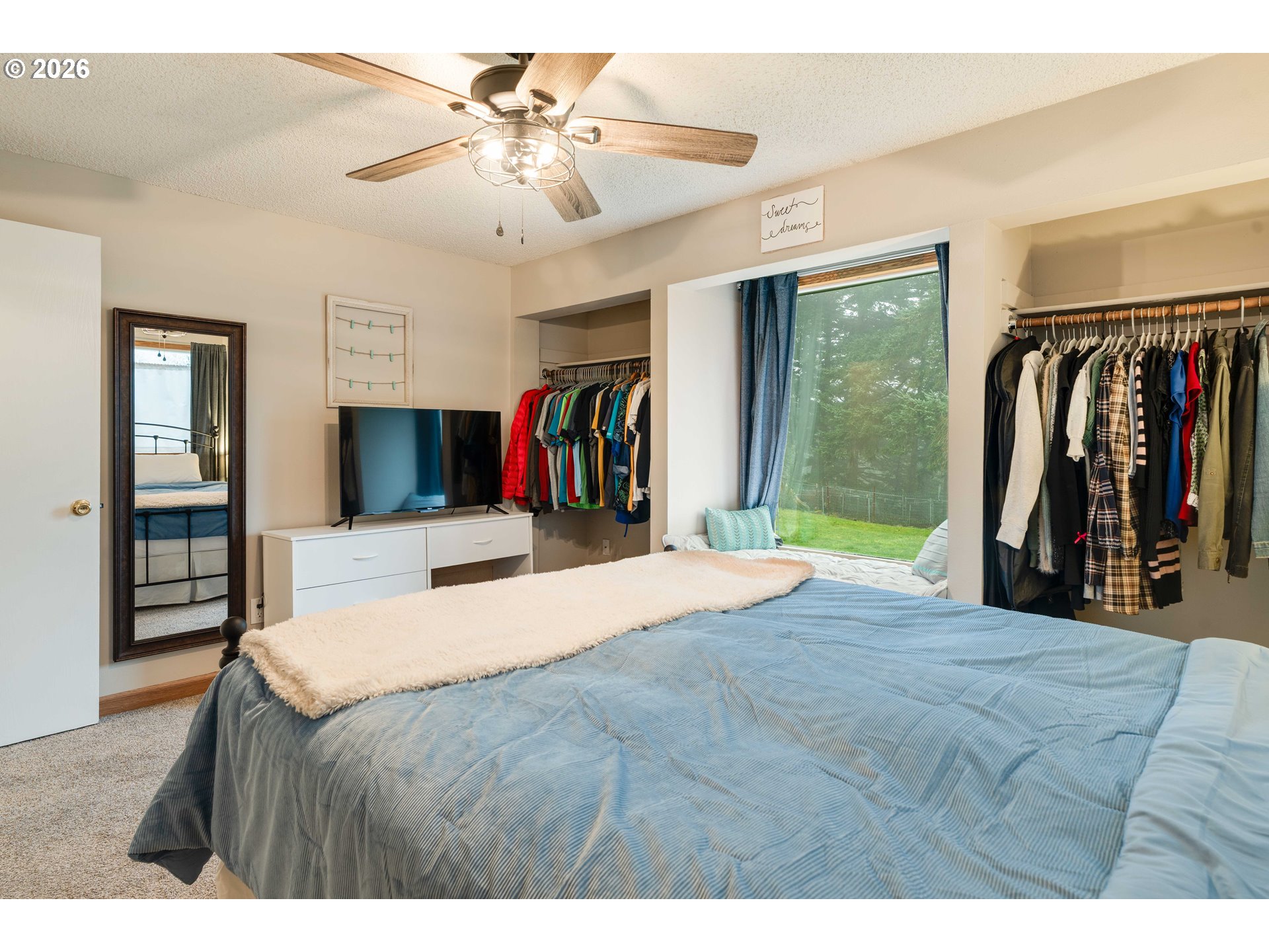 1318 SE BEAVER CREEK LN