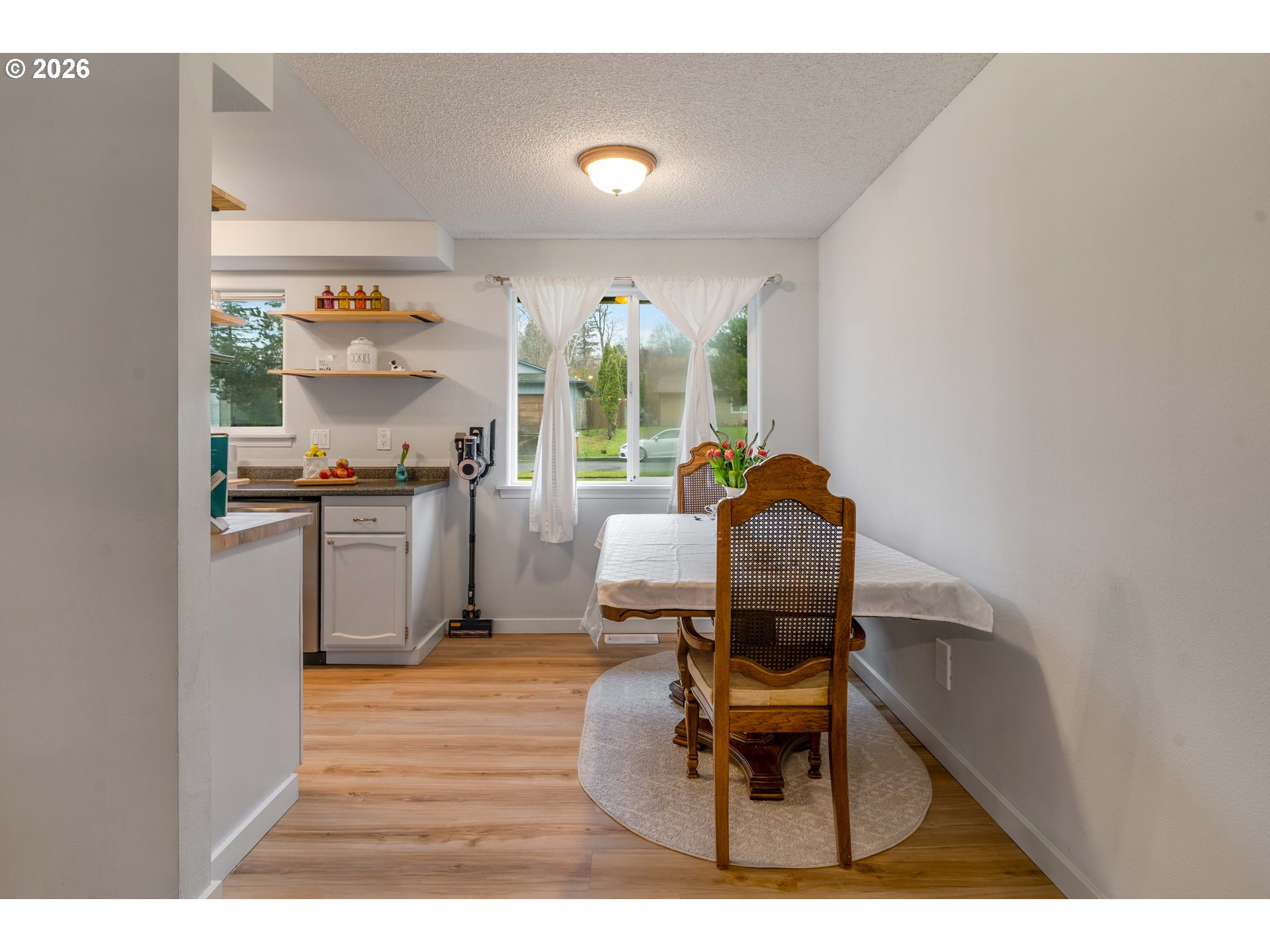 1318 SE BEAVER CREEK LN