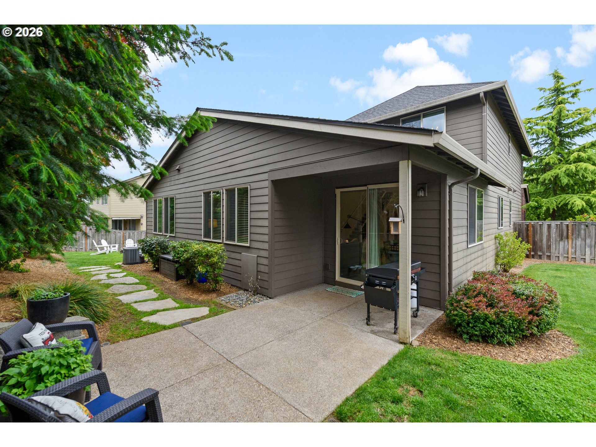 2404 NE 187TH PL