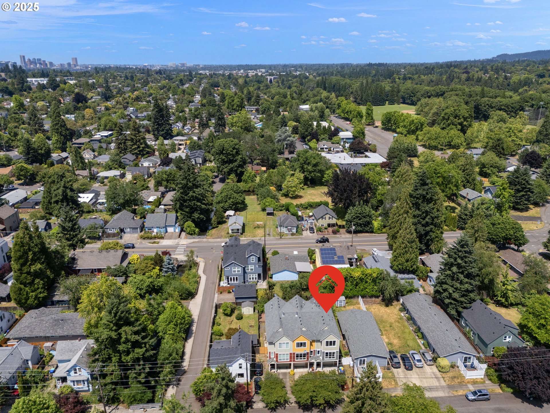 2115 SE TENINO ST