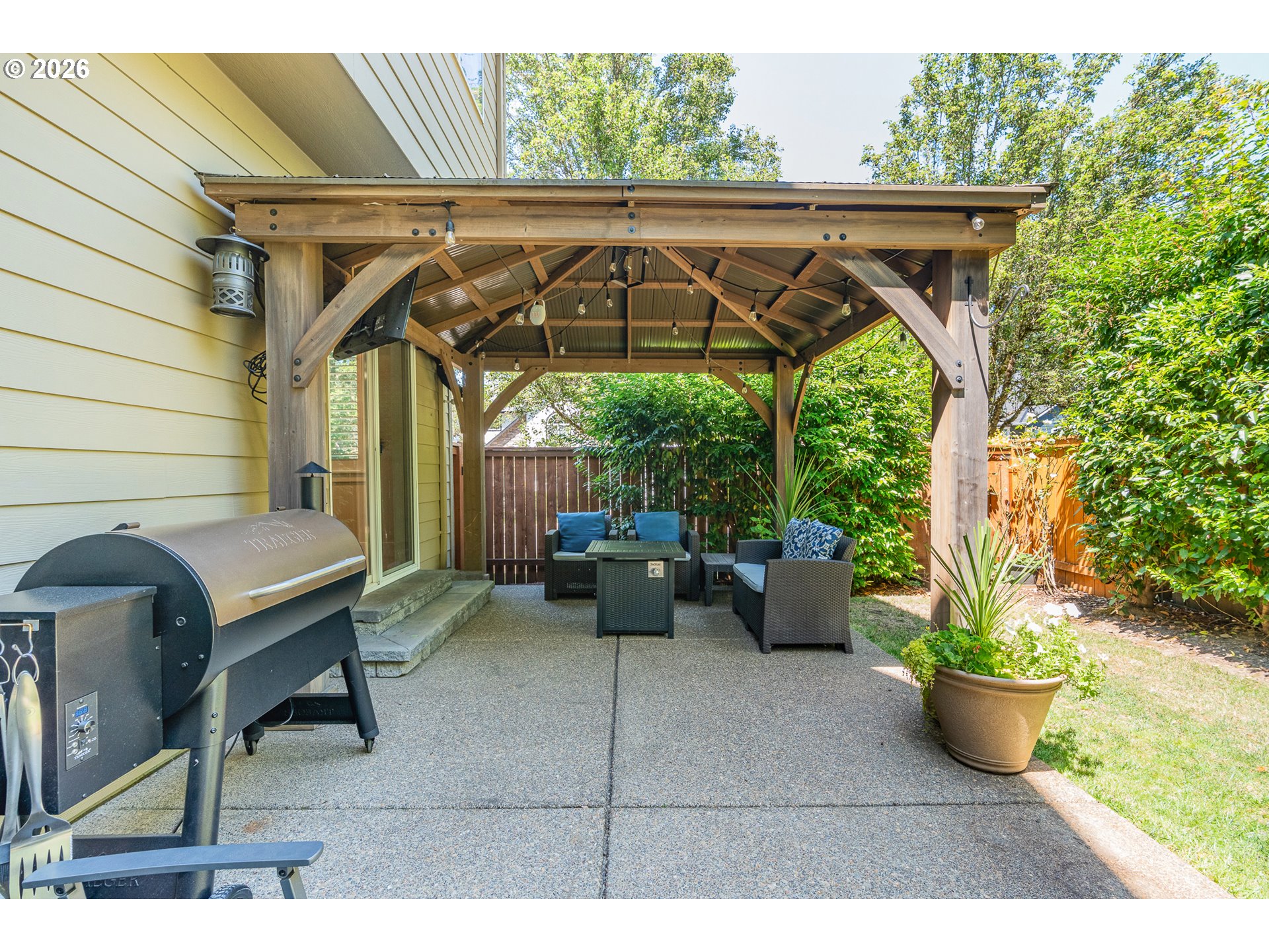 22230 SW SEQUOIA TER
