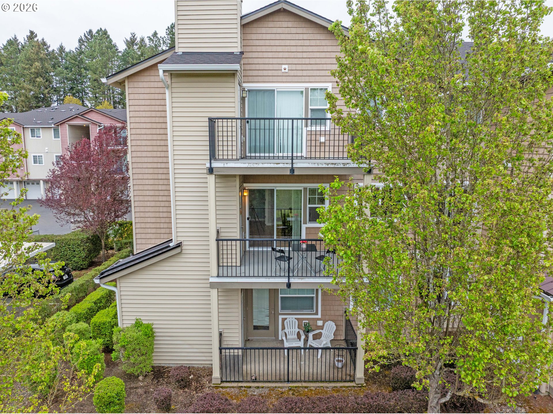 10834 NE HOLLY ST 204