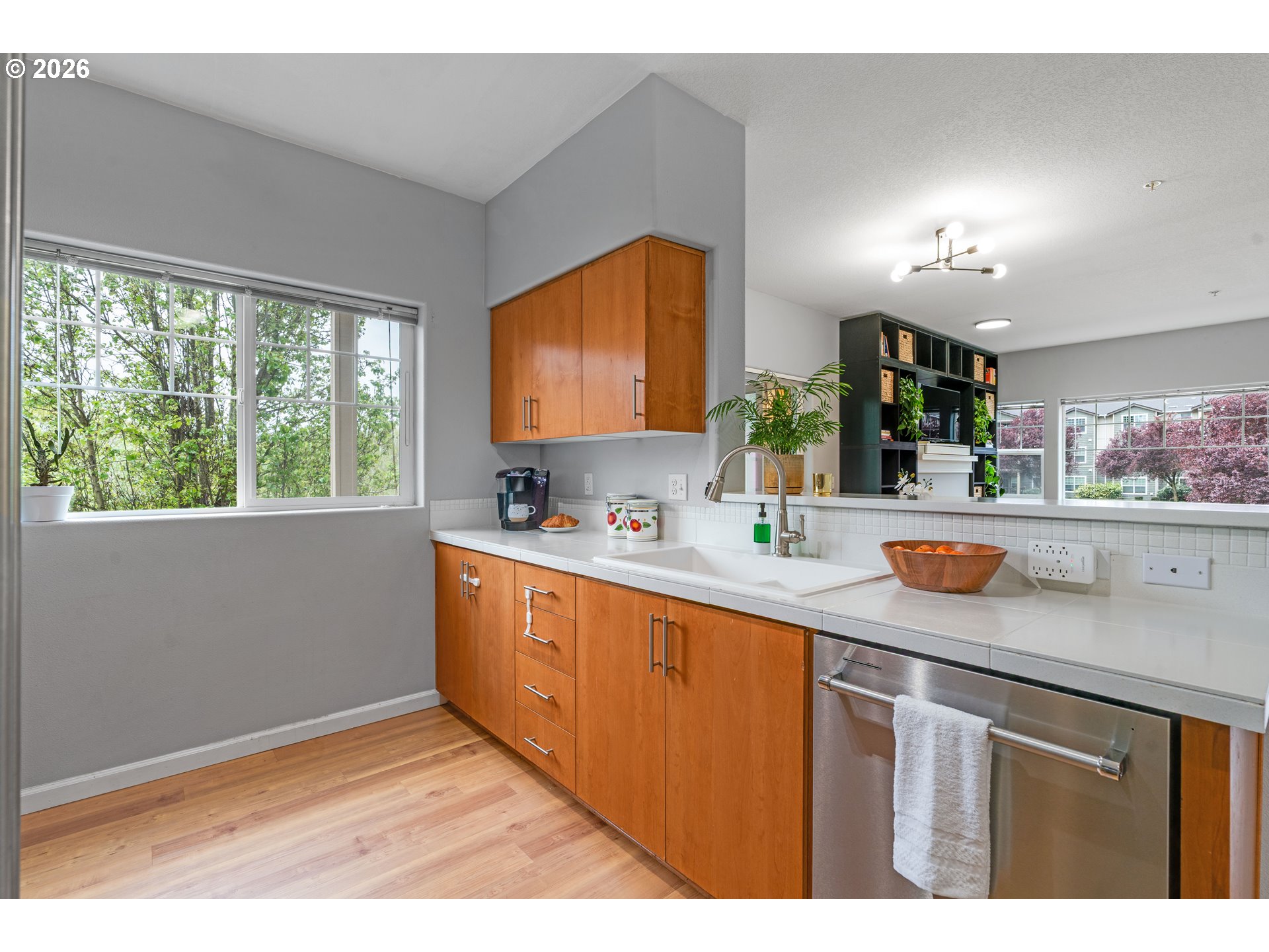 10834 NE HOLLY ST 204