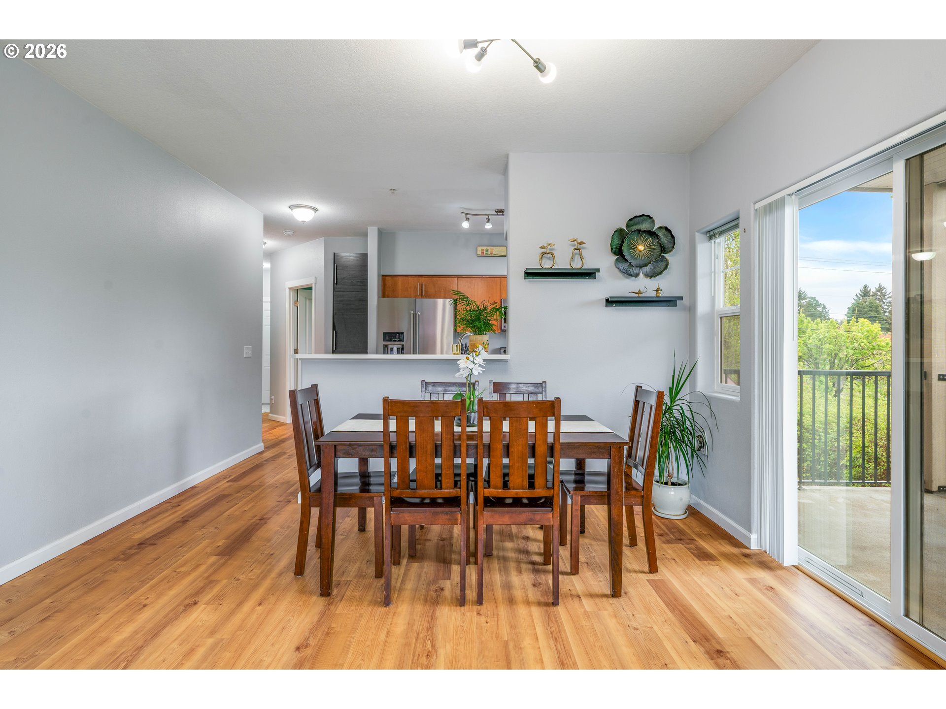 10834 NE HOLLY ST 204