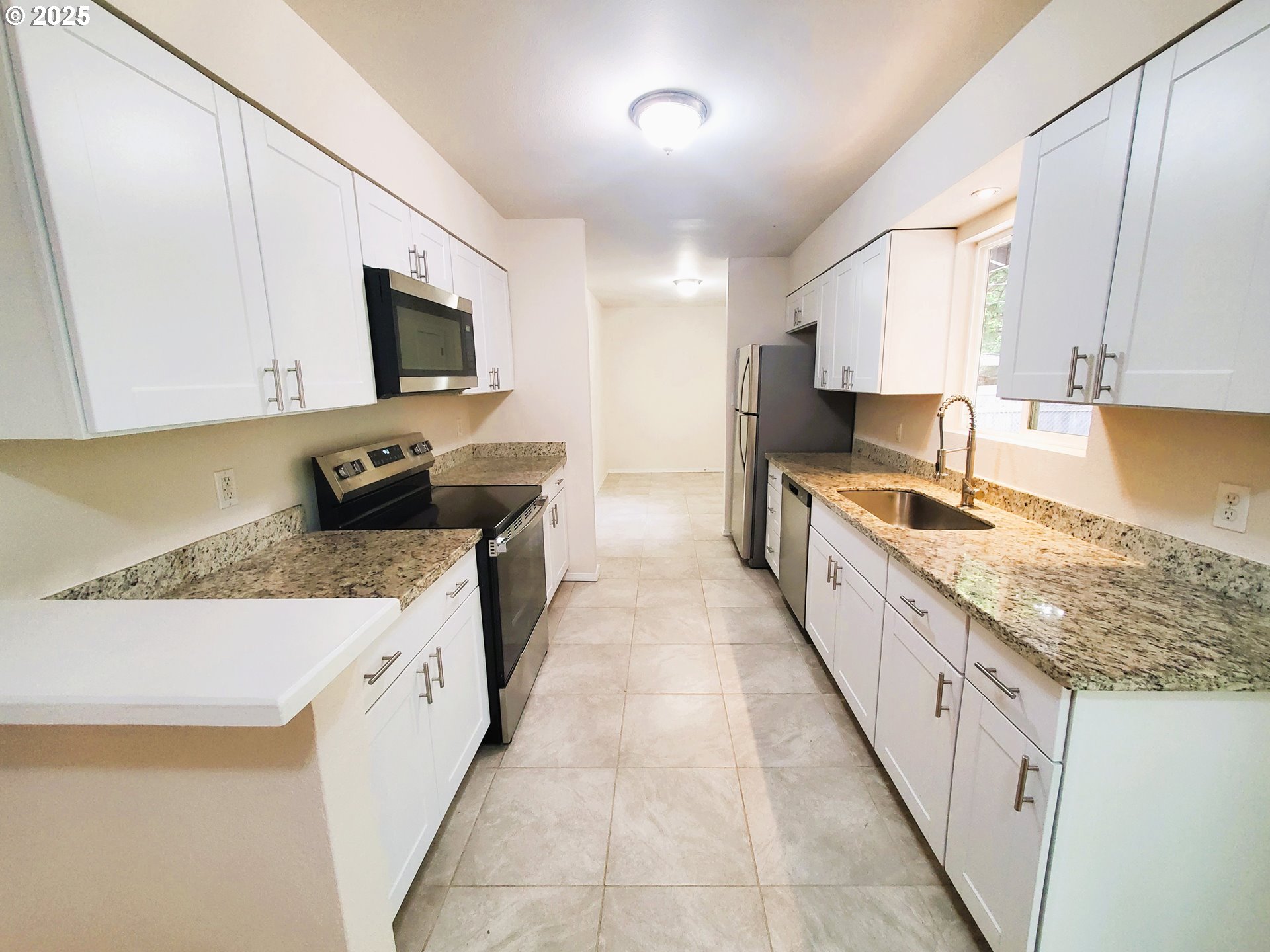 13050 SE MORRISON ST