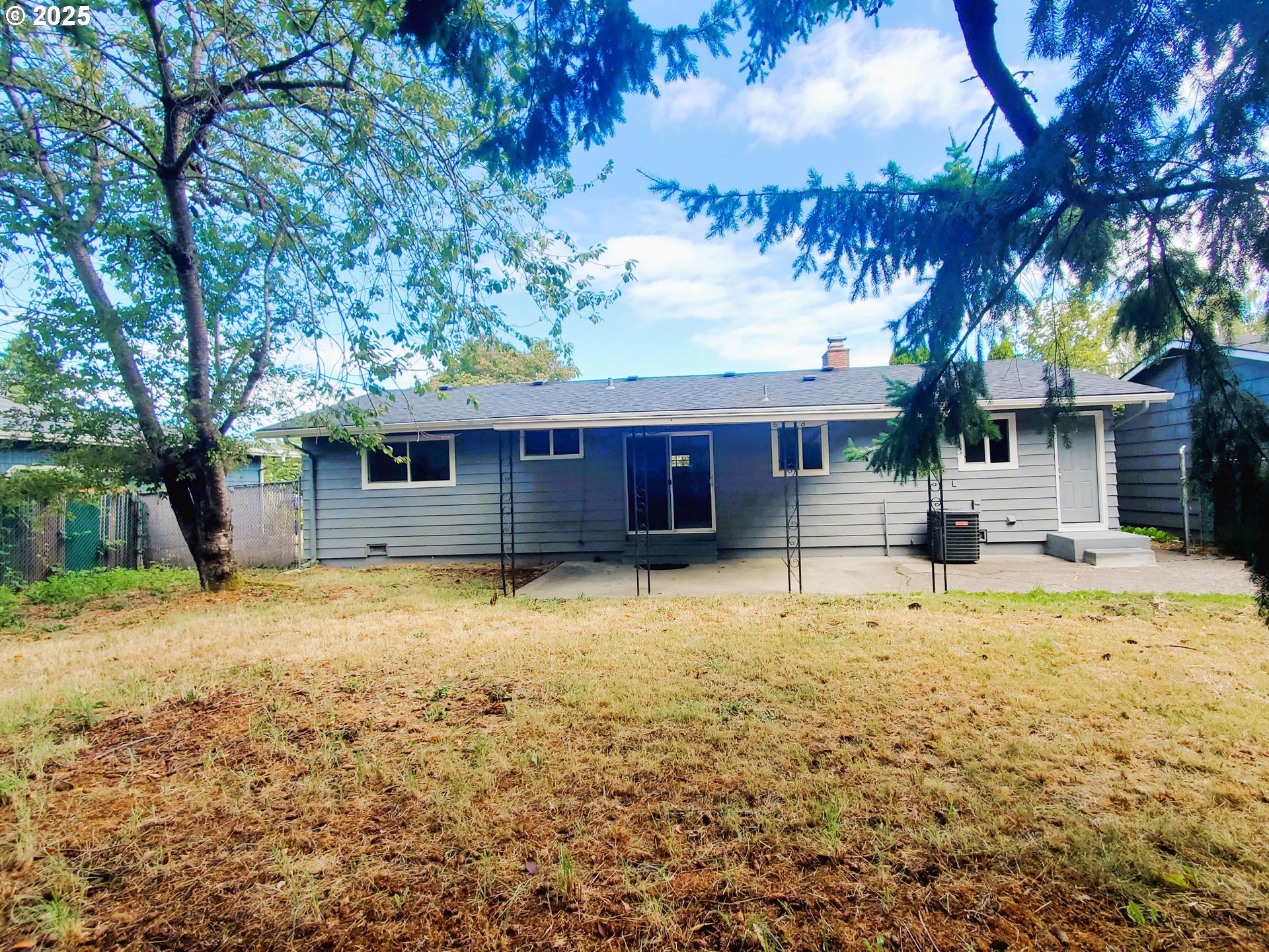 13050 SE MORRISON ST