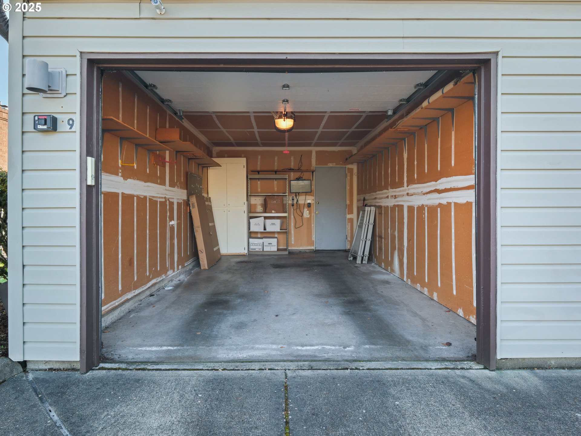 11992 SW ROYALTY CT