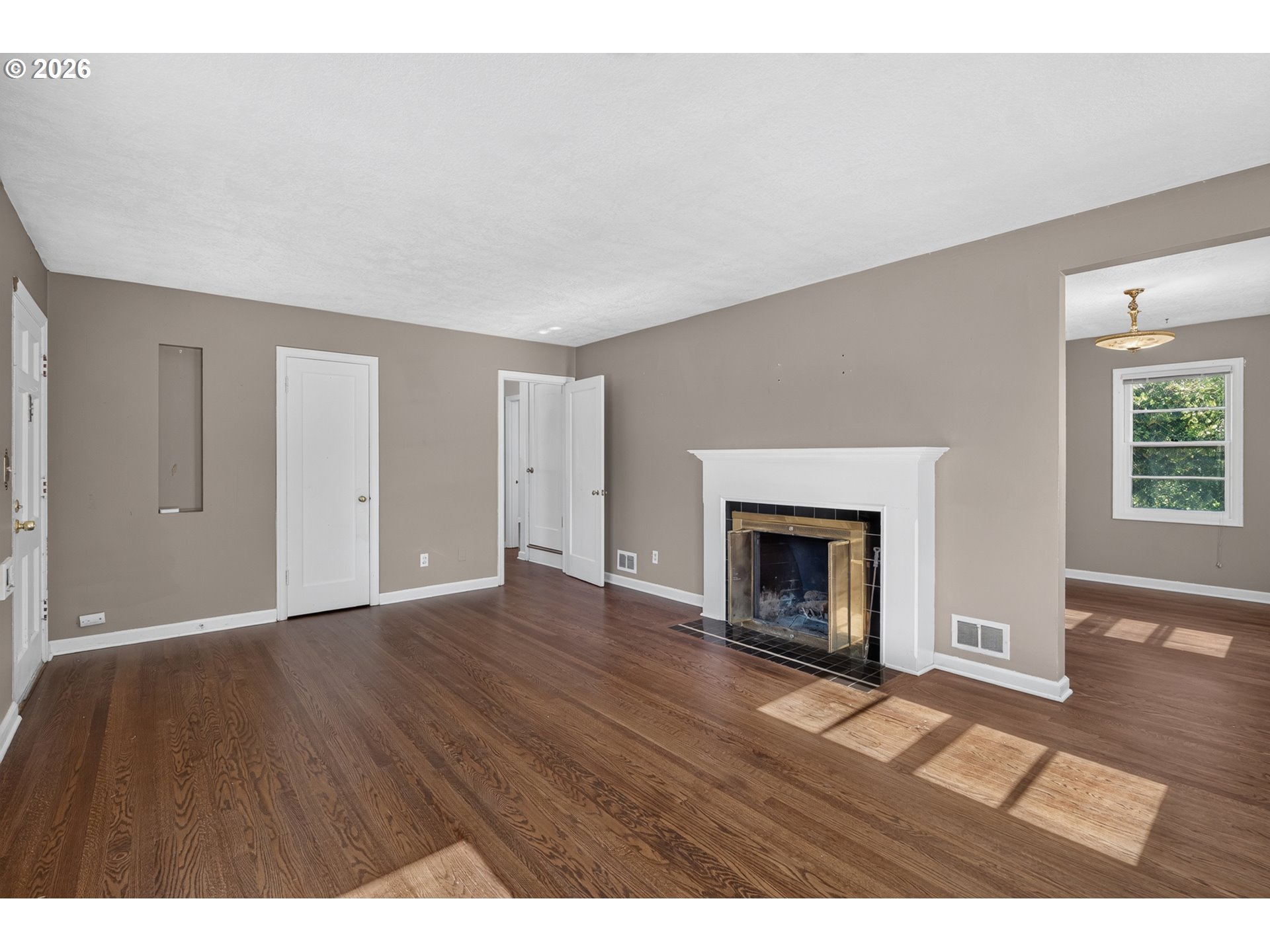 7224 N OMAHA AVE
