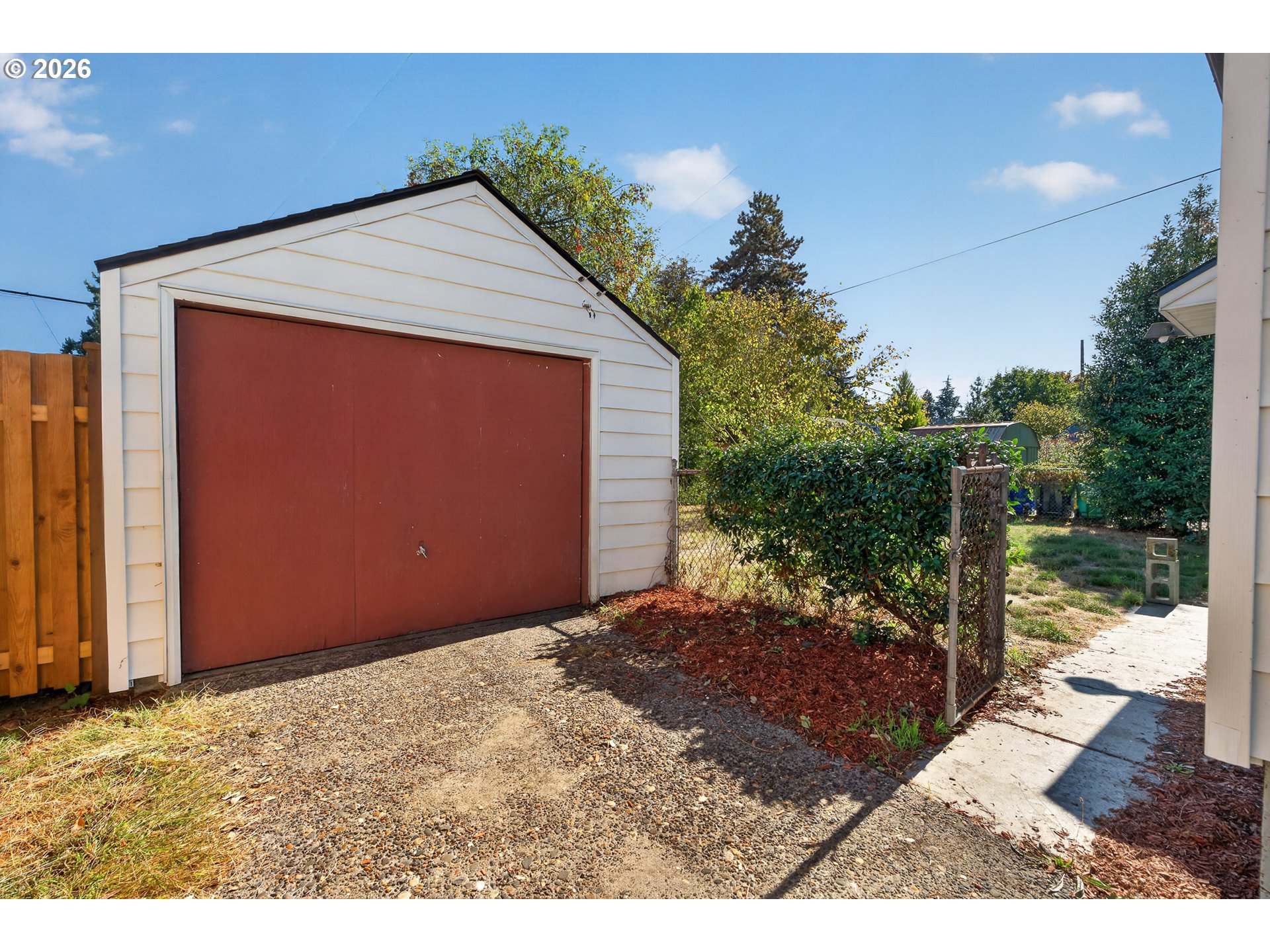 7224 N OMAHA AVE