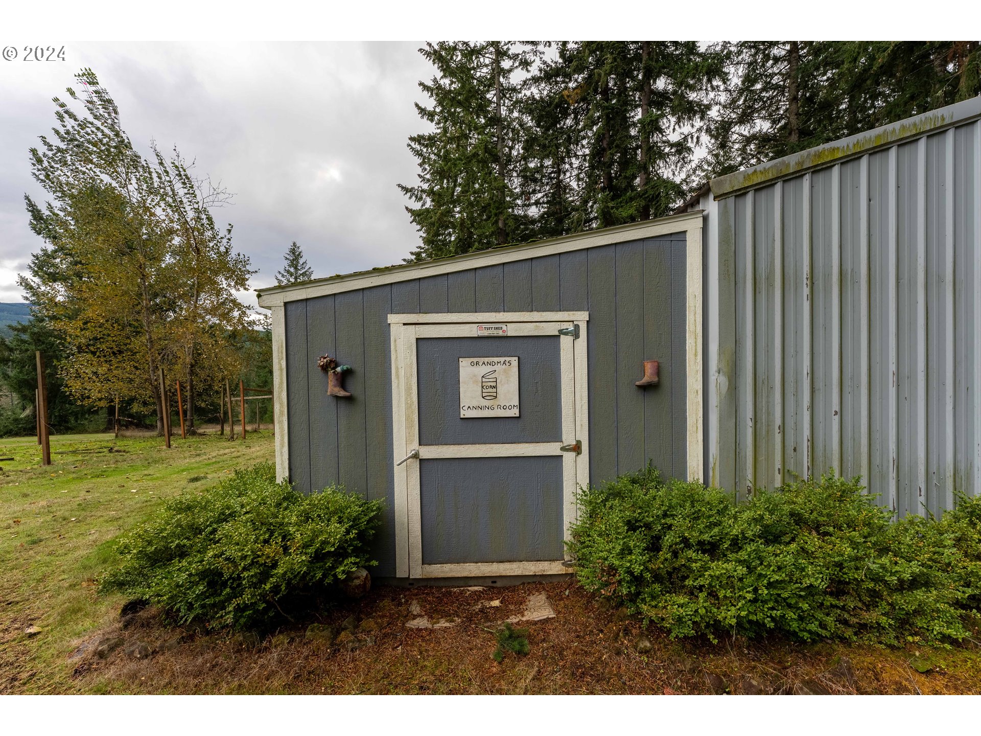 30806 S Grays Hill RD