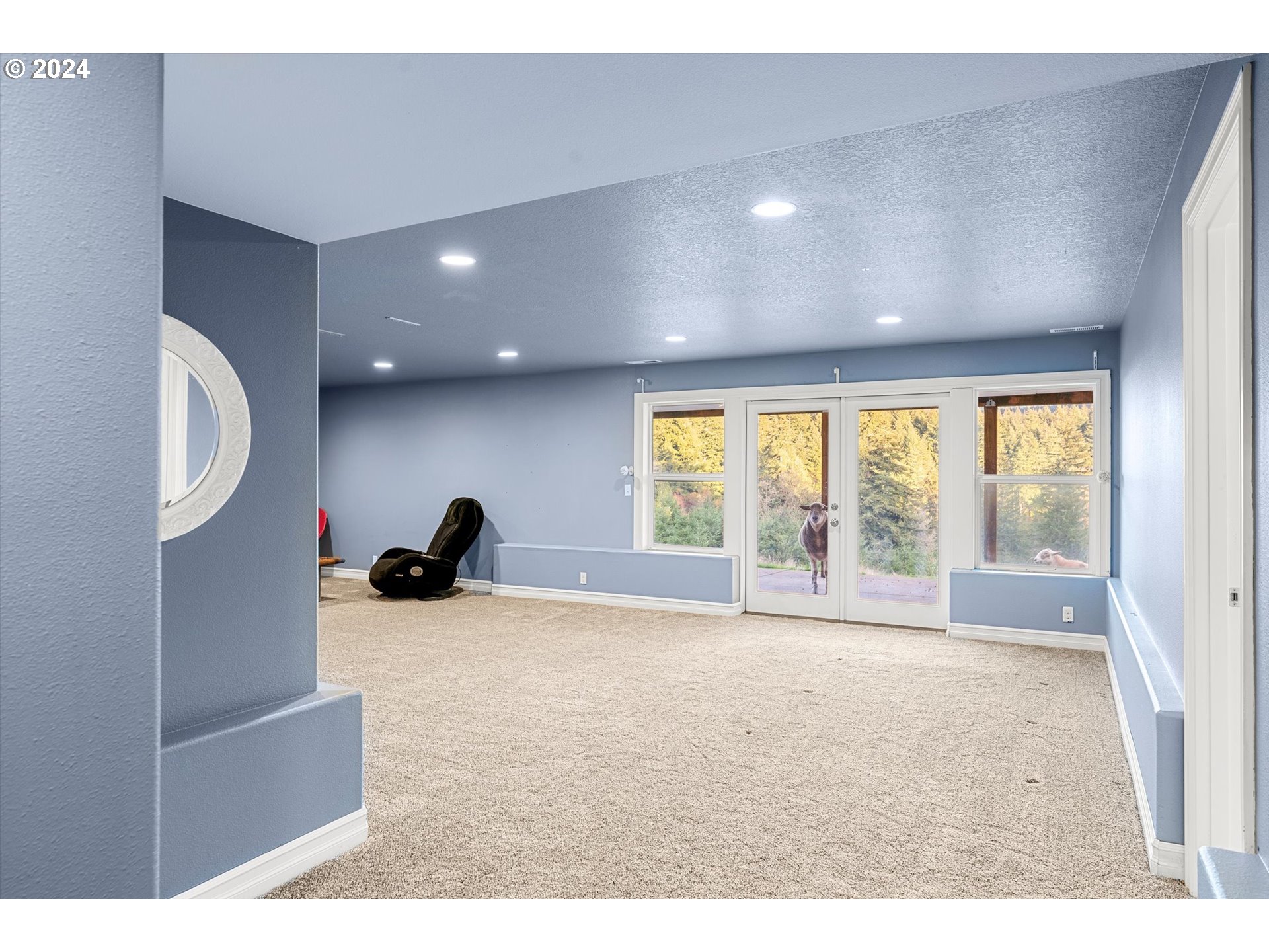 30806 S Grays Hill RD