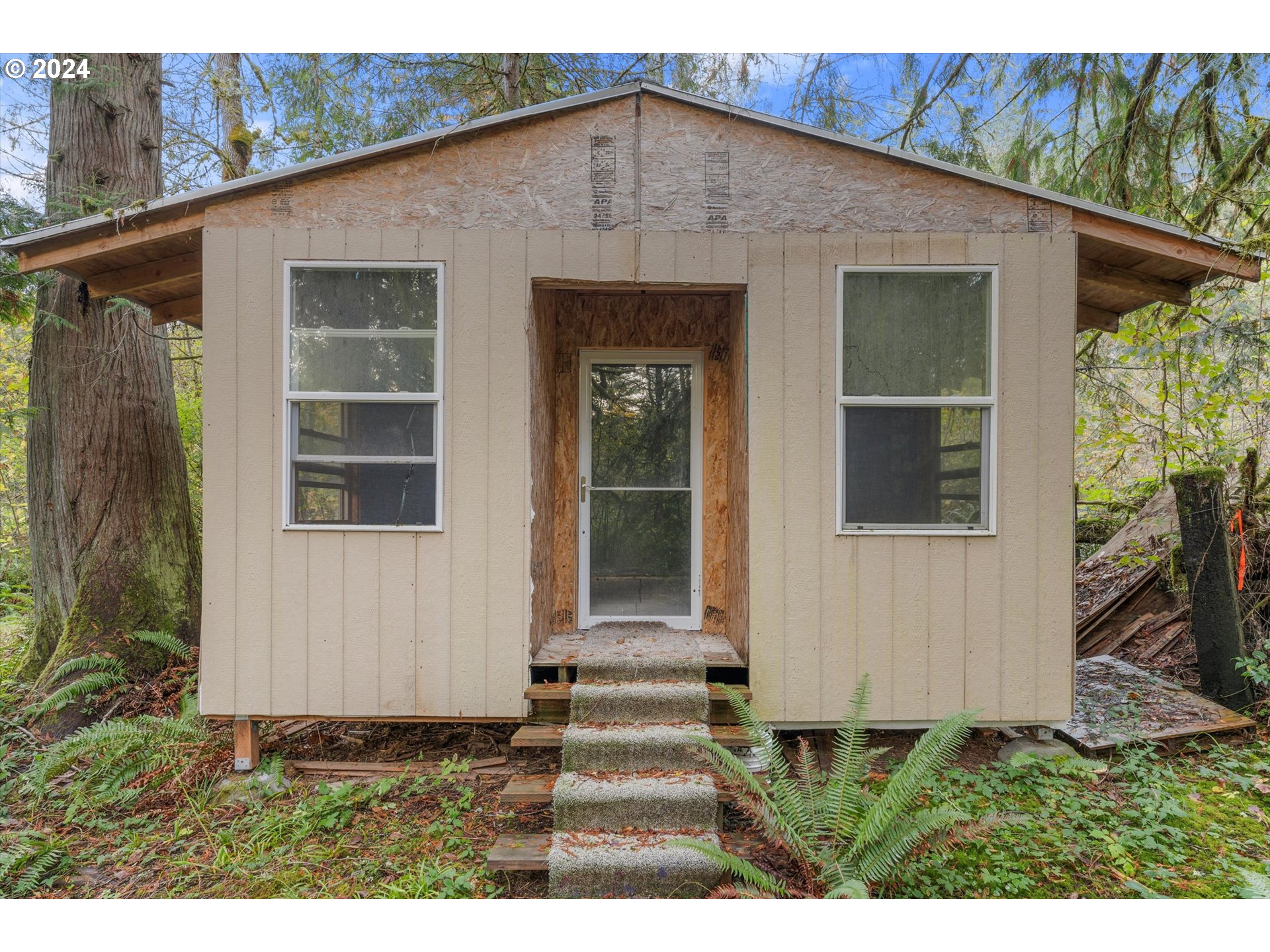 30806 S Grays Hill RD