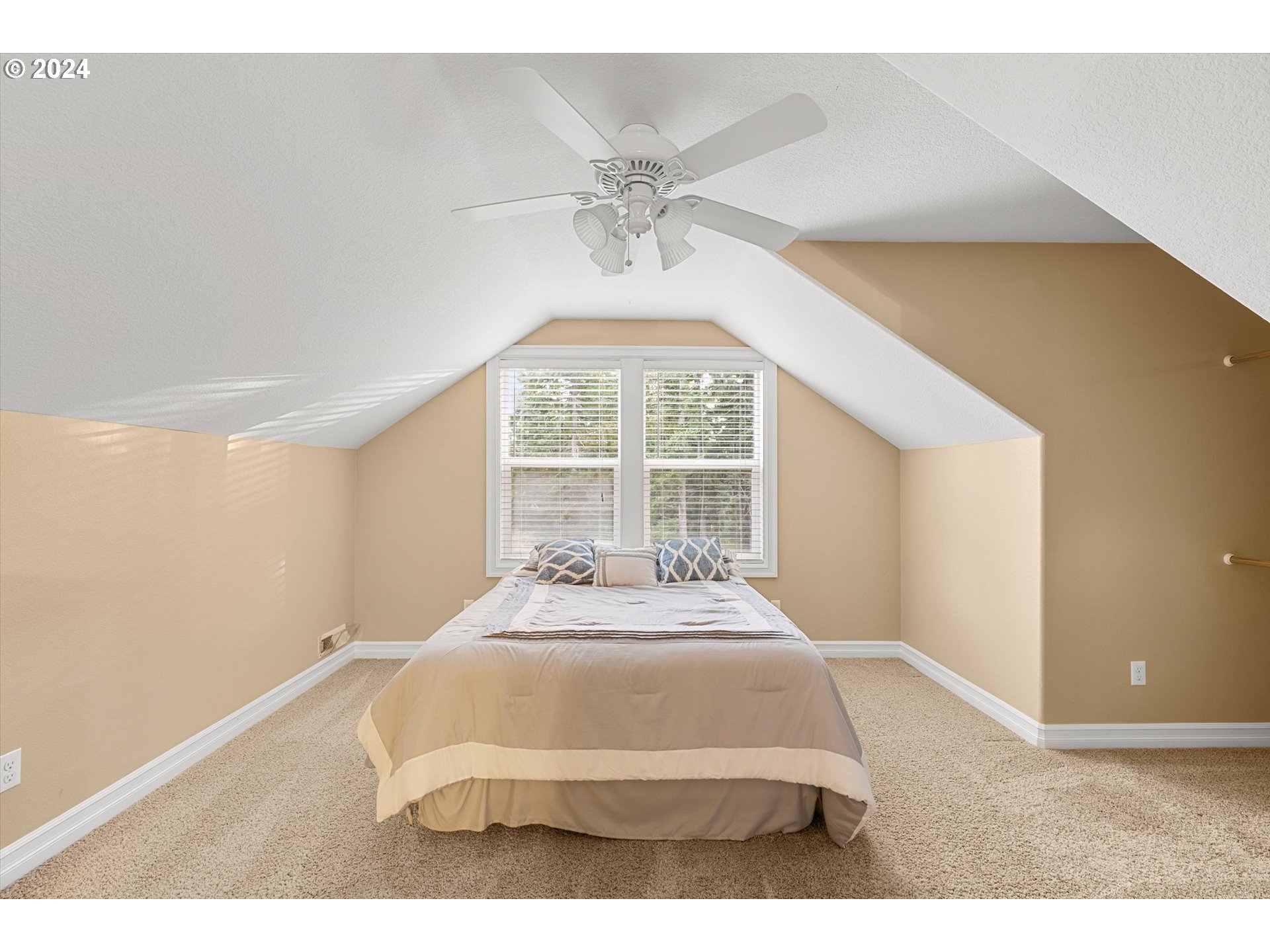 30806 S Grays Hill RD