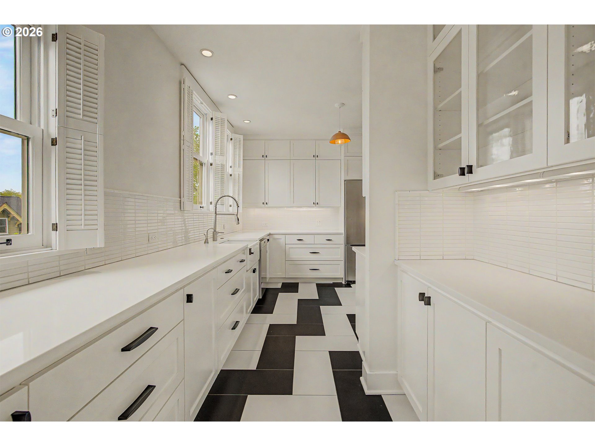 2387 NW NORTHRUP ST 9