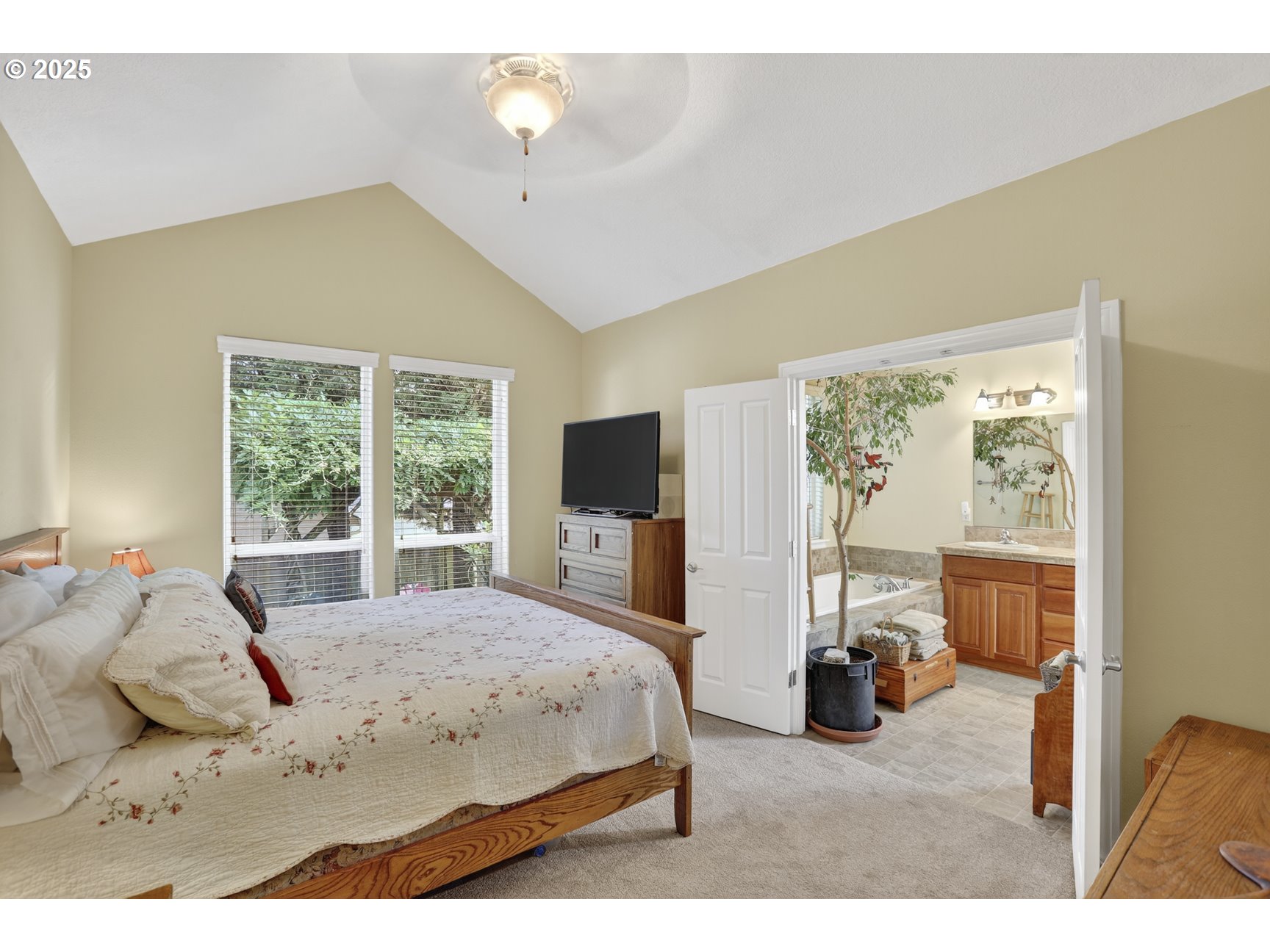 35552 IRIS WAY, St. Helens