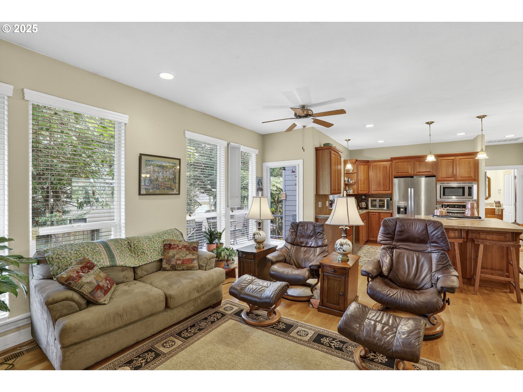 35552 IRIS WAY, St. Helens