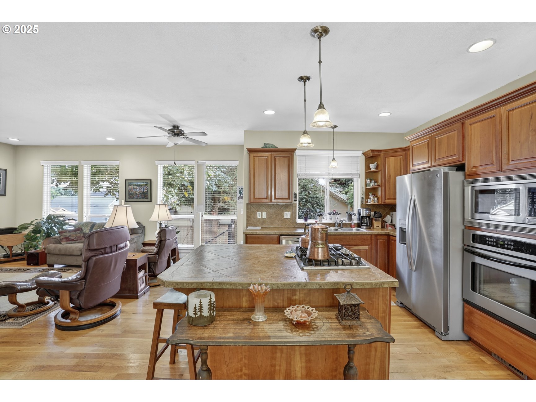 35552 IRIS WAY, St. Helens