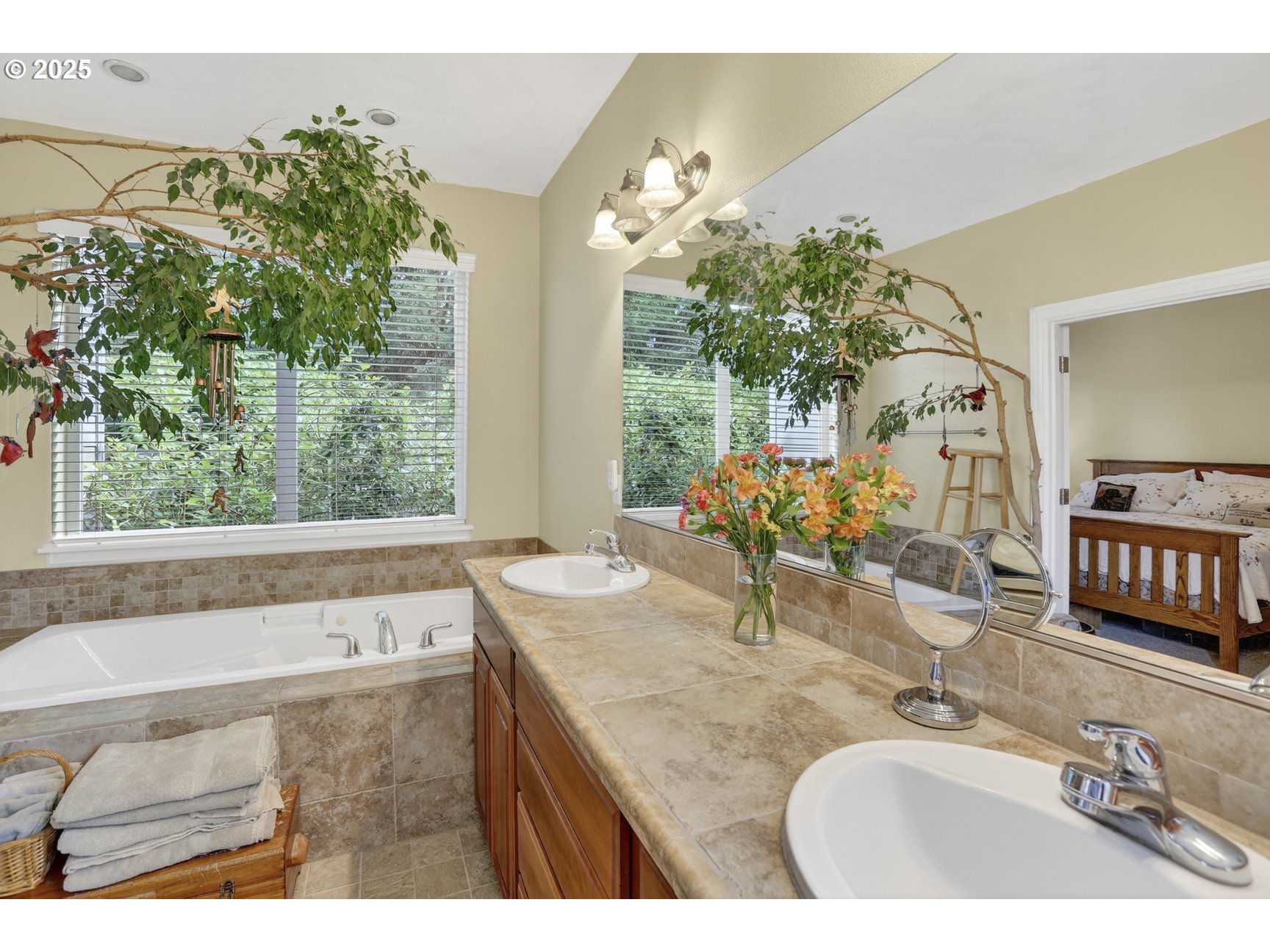 35552 IRIS WAY, St. Helens