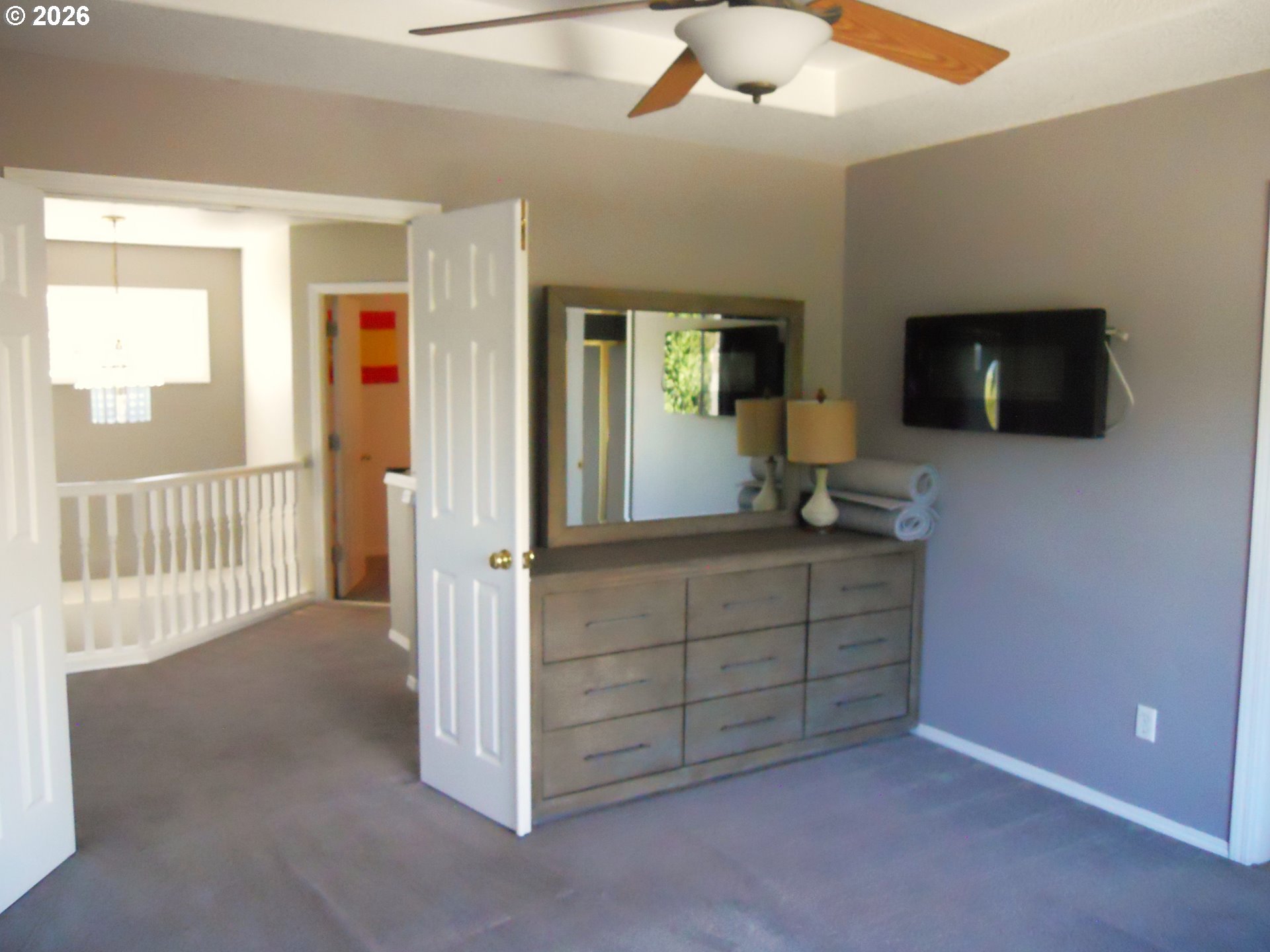 2622 STRASBURG DR
