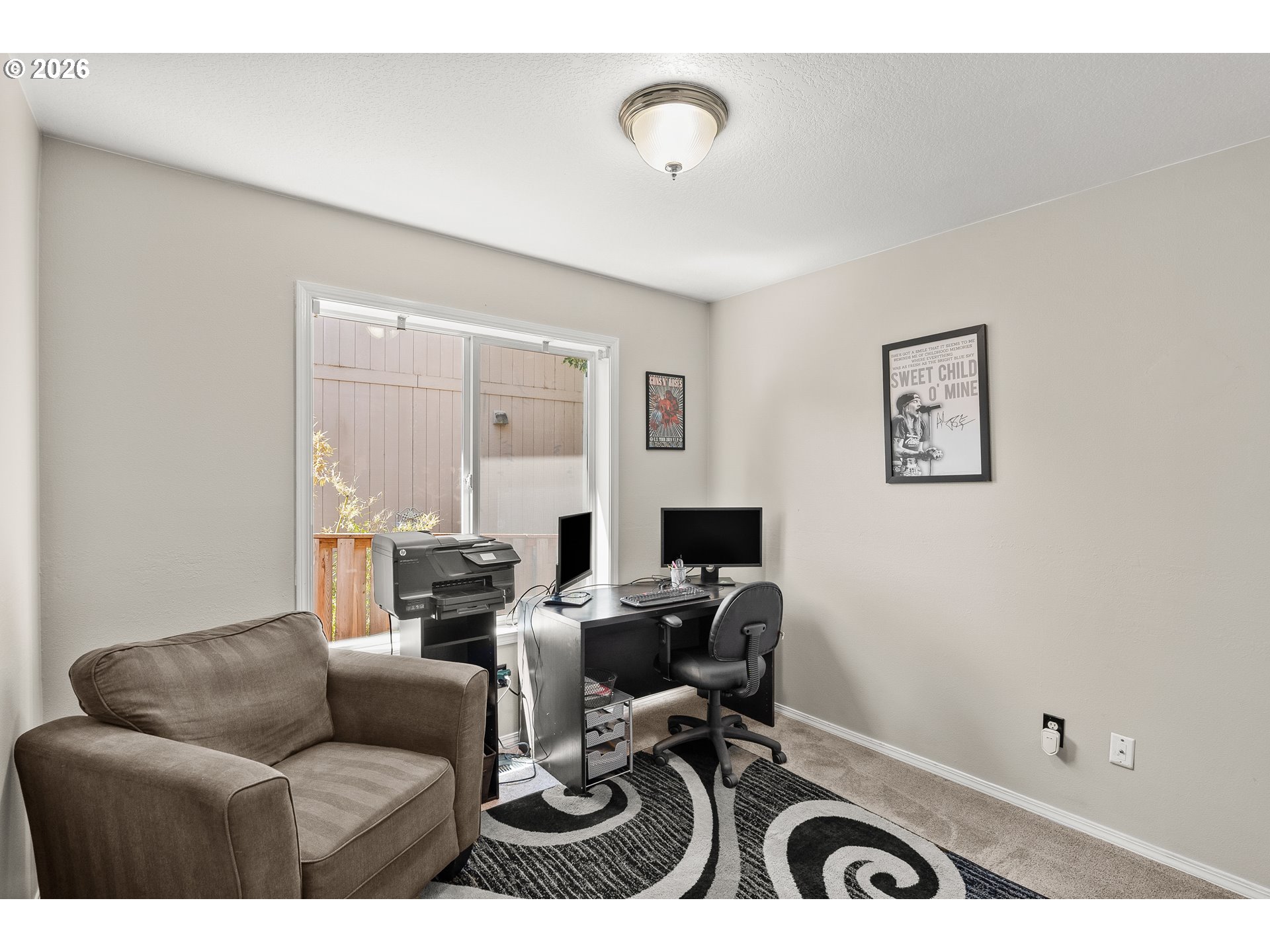 2622 STRASBURG DR