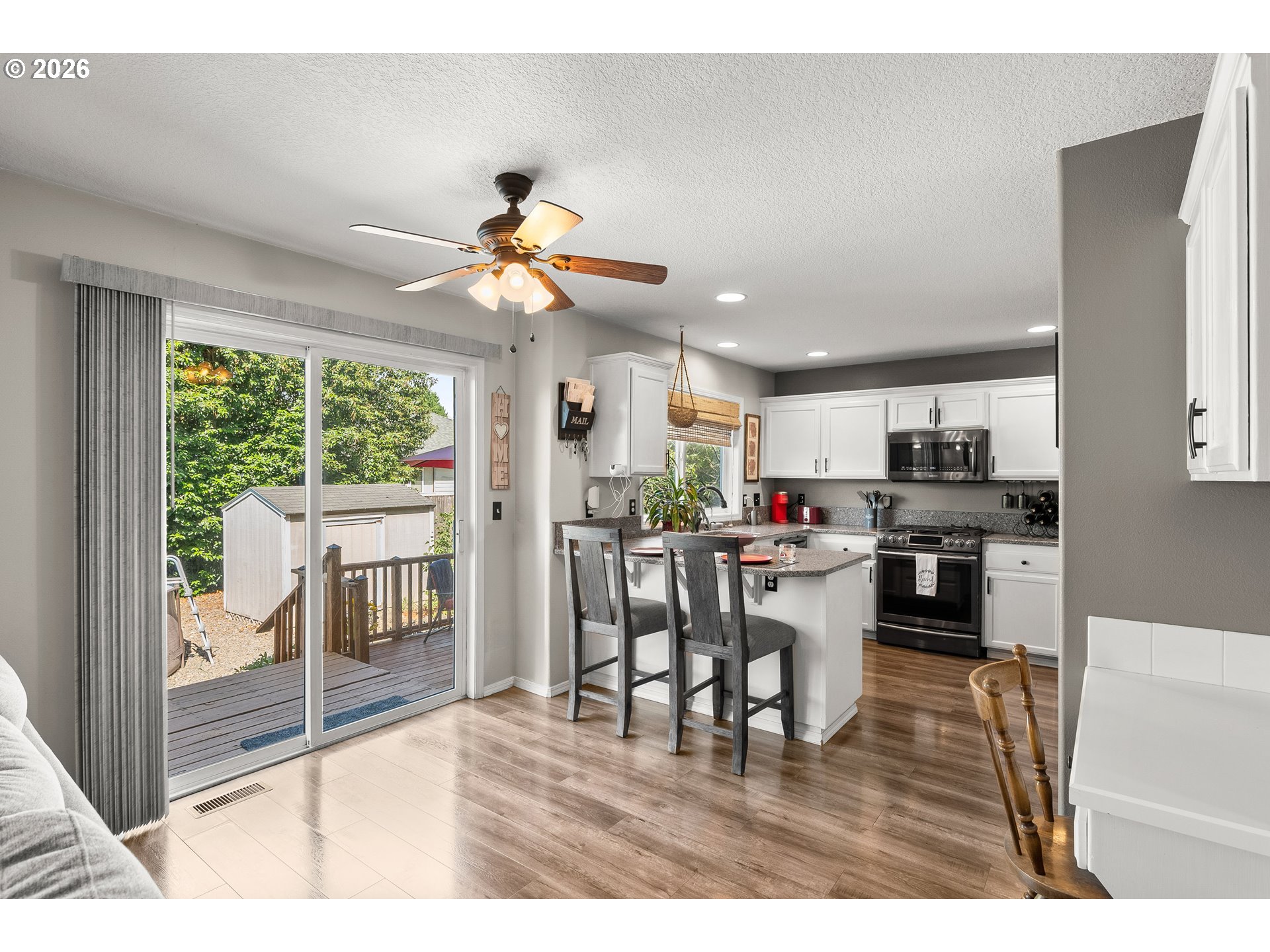 2622 STRASBURG DR