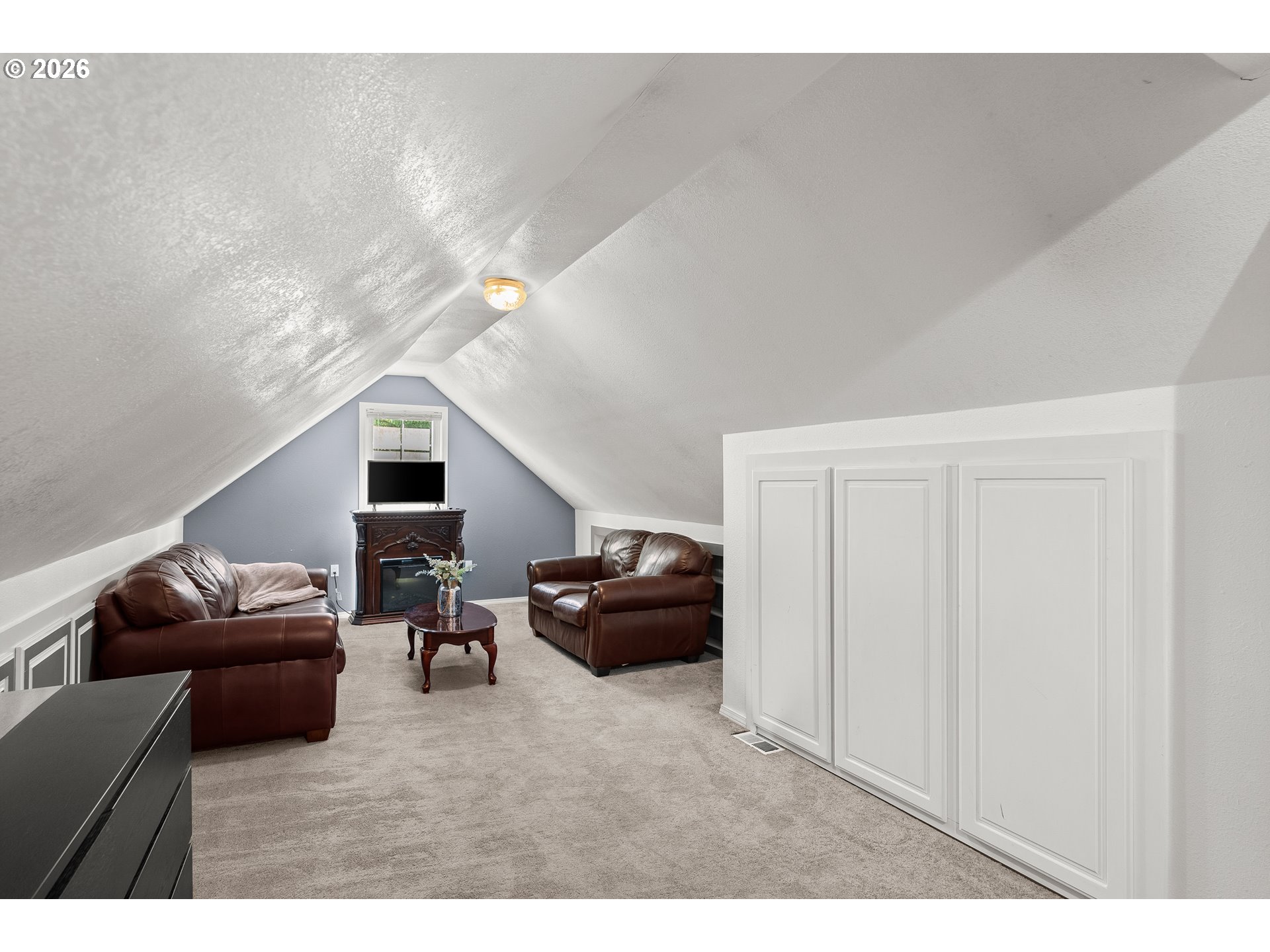 2622 STRASBURG DR
