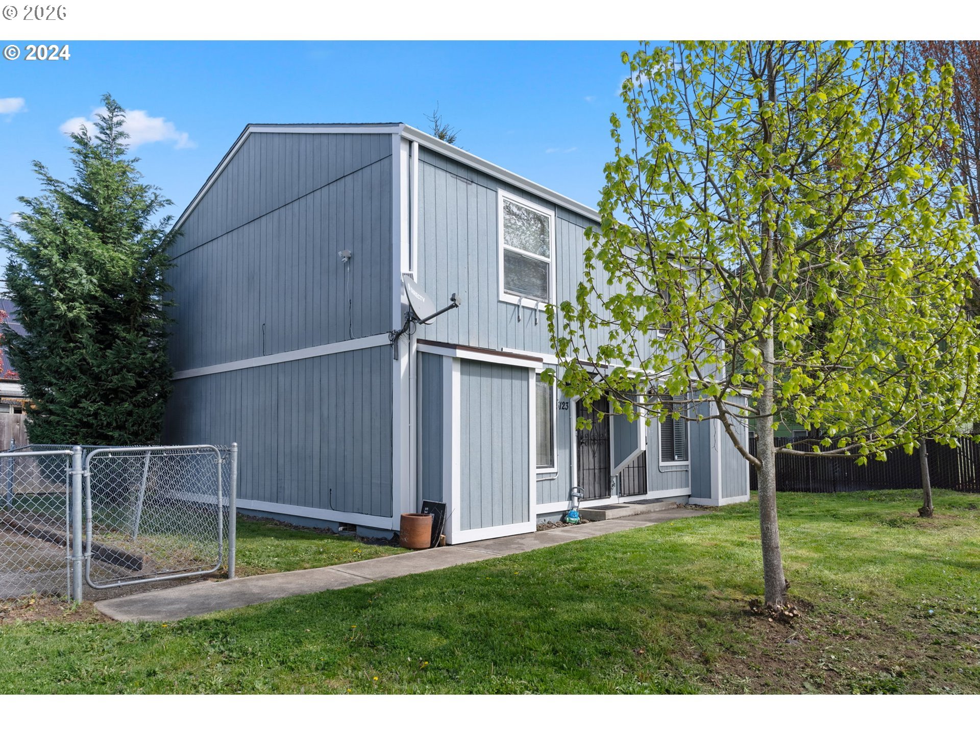 5123/5125 NE KILLINGSWORTH ST