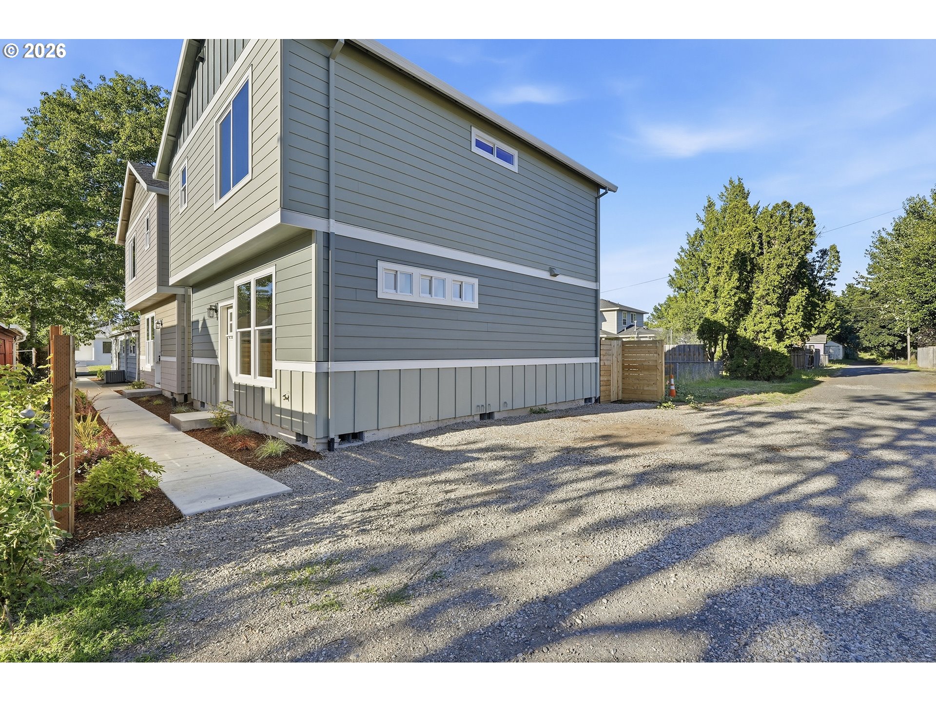 5220 SE Ramona ST