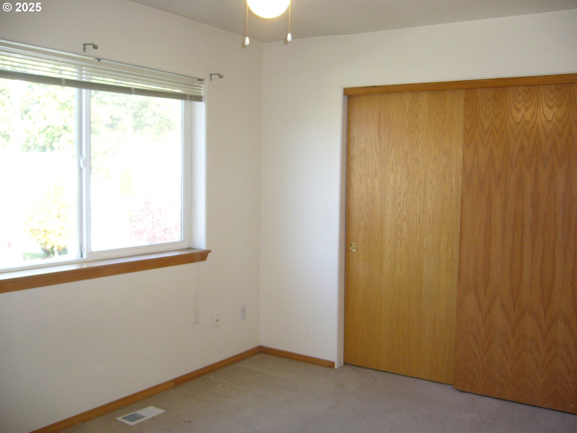 1022 NE LIJA LOOP