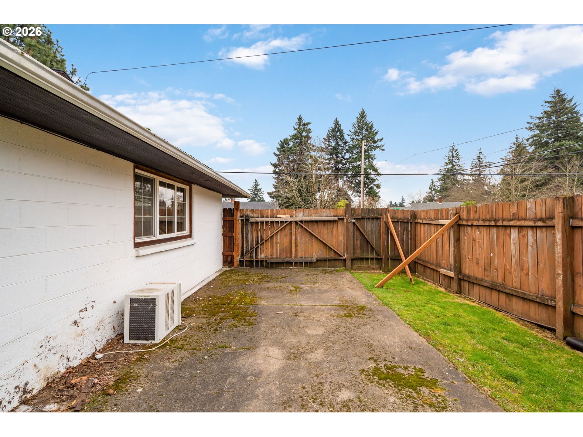 9011 NE TILLAMOOK ST