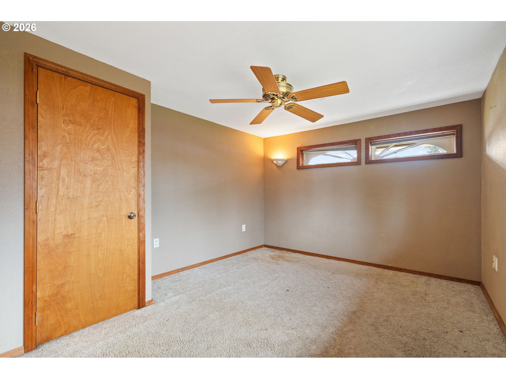 9011 NE TILLAMOOK ST