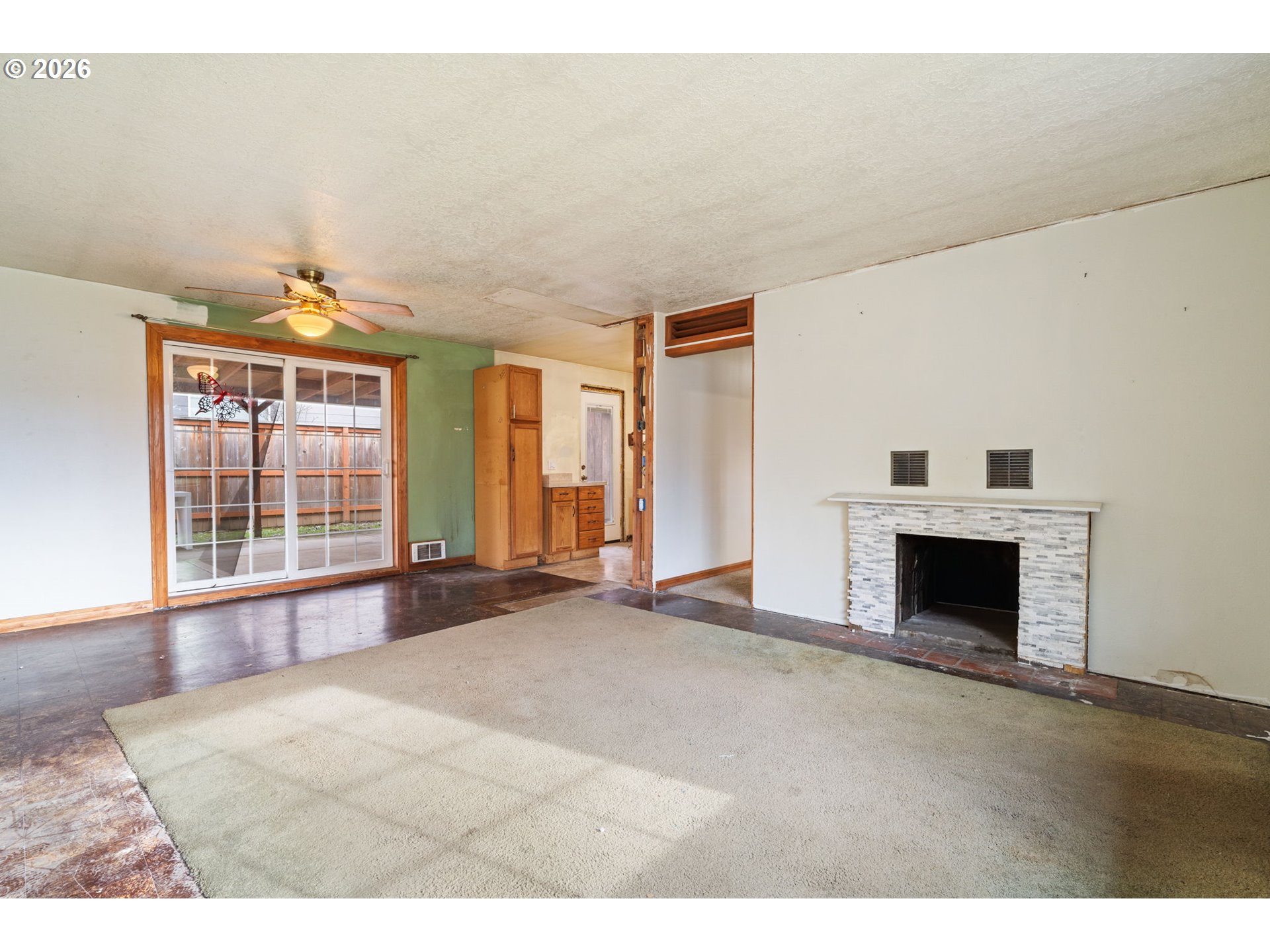 9011 NE TILLAMOOK ST