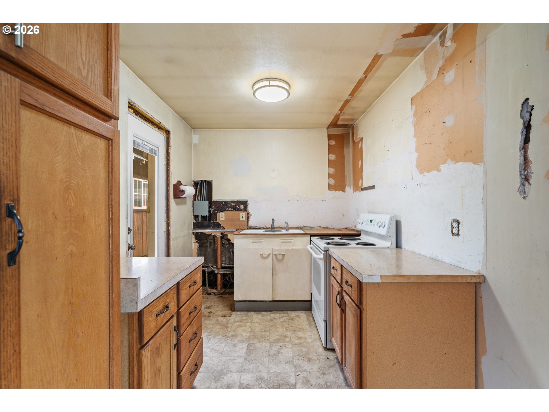 9011 NE TILLAMOOK ST