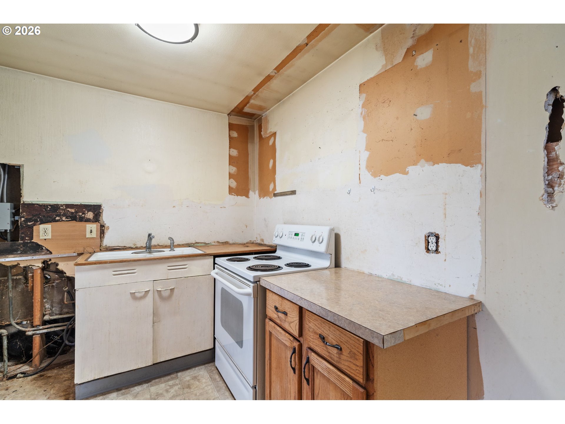 9011 NE TILLAMOOK ST