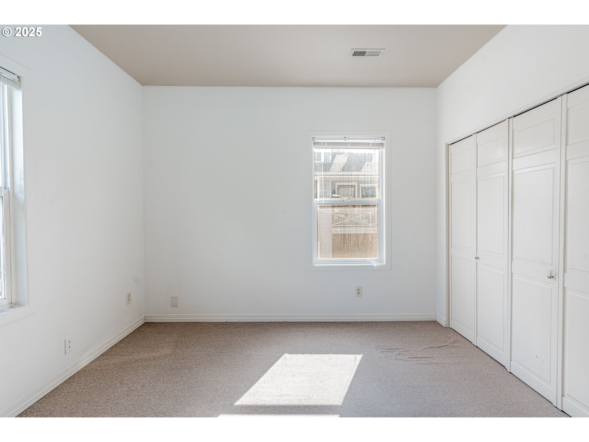 74/76 NE SACRAMENTO ST
